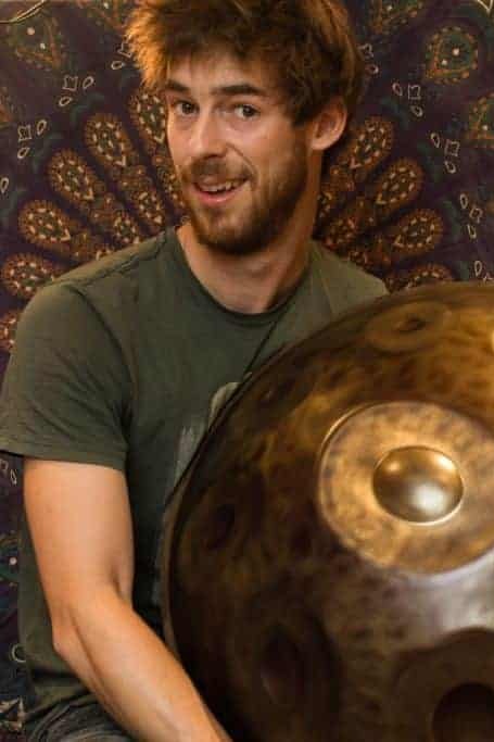 Tom.jpg
