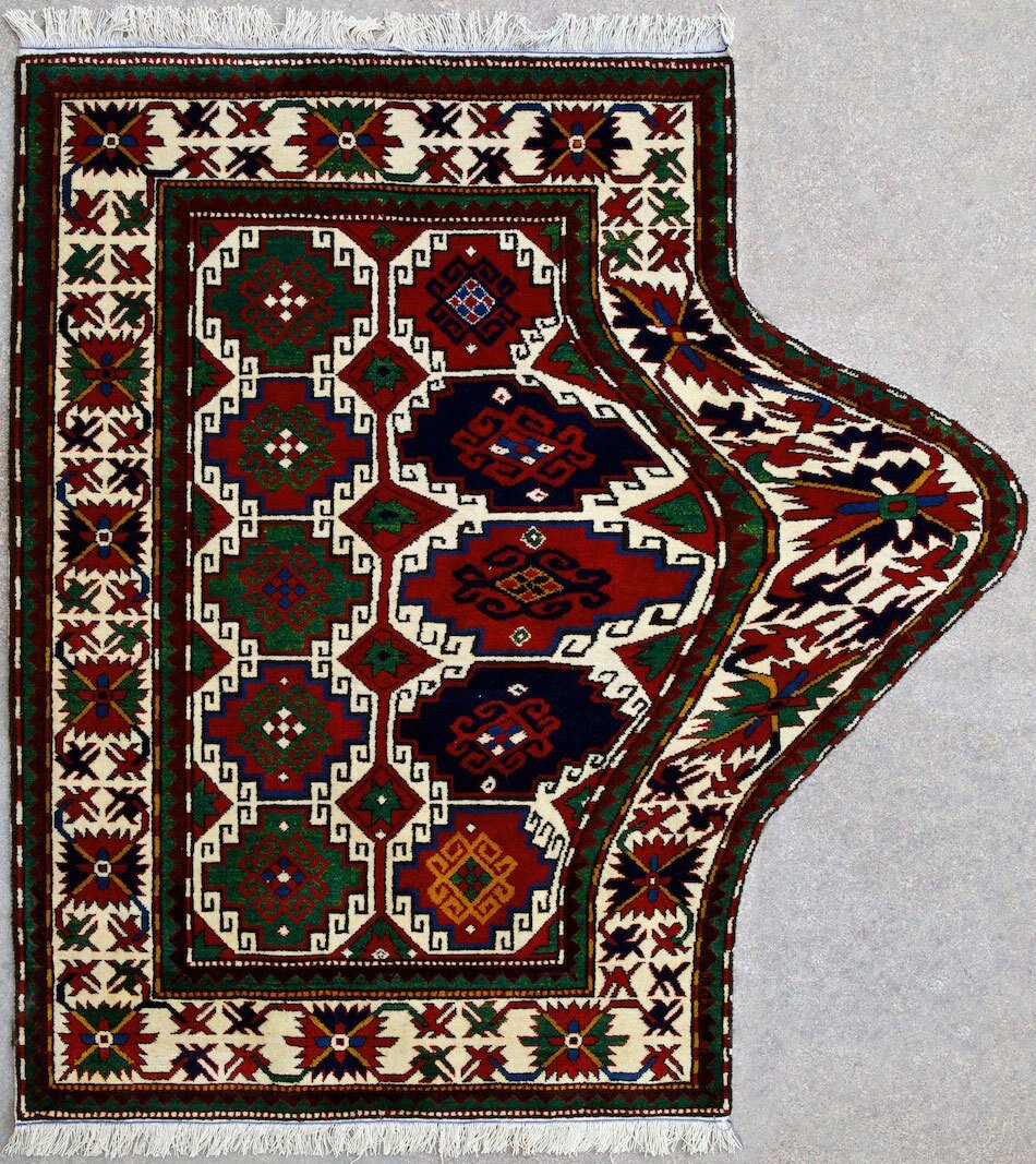 Faig-Ahmed-Hand-Woven-Azerbaijani-Rugs-Yellowtrace-12.jpg