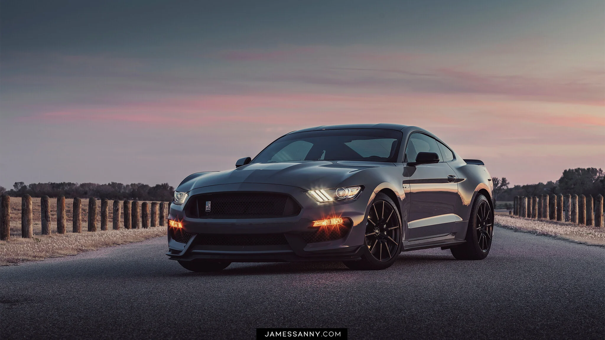 GT350sm.jpg