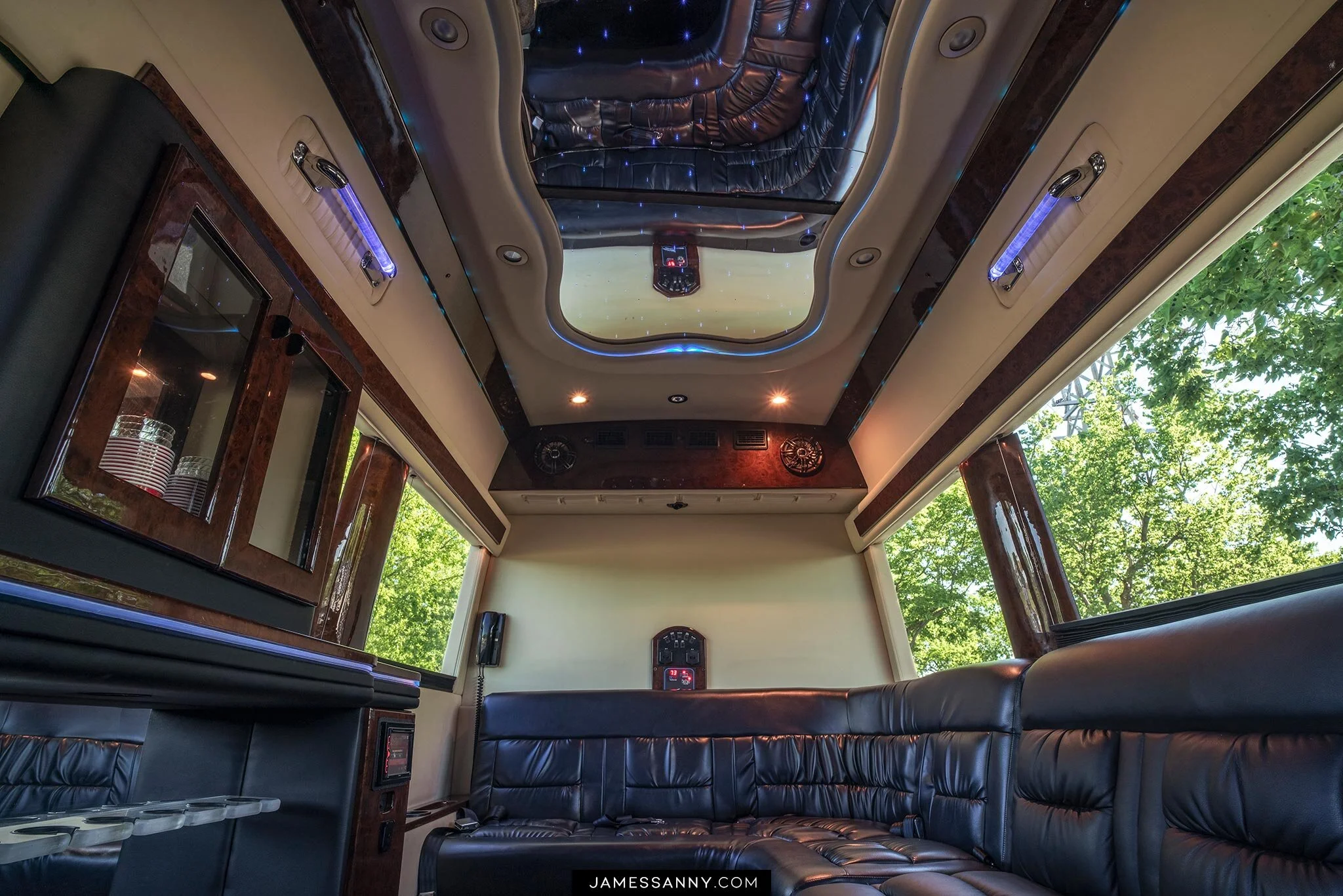 Sprinter-Interior2sm.jpg