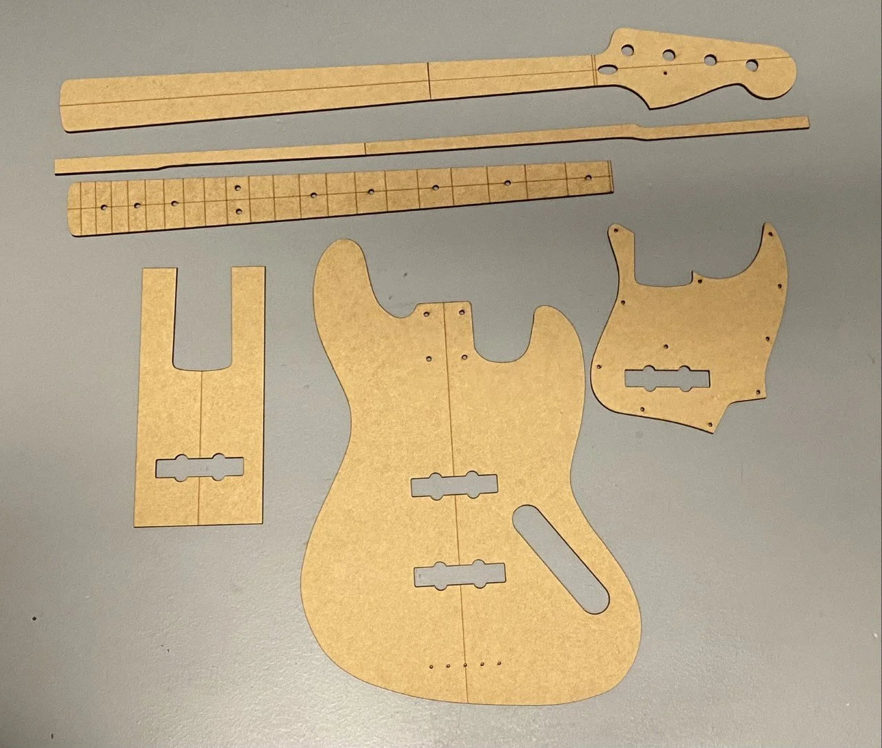Jazz Bass template set 4 string.jpg