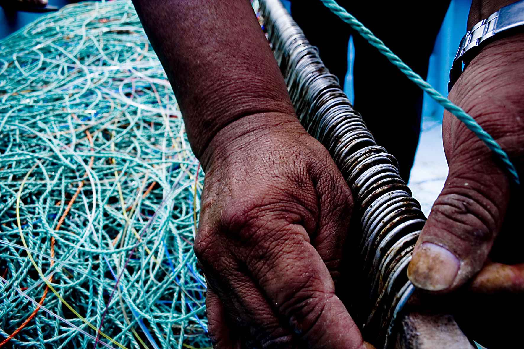 Artisanal fishing is a critical hazard that can cause death by drowning to sea turtles and other marine life. © IYORBank / Marine Image Bank