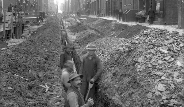 Digging-Webster-Sixth-Avenues.jpg
