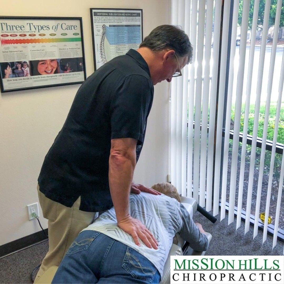 When your spine is aligned, your body is in a much healthier state!⠀
⠀
Here&rsquo;s a great picture of our wonderful Dr. Tim Gooing doing what he does best - restoring health through effective chiropractic adjustments.⠀
⠀
If you haven&rsquo;t been in