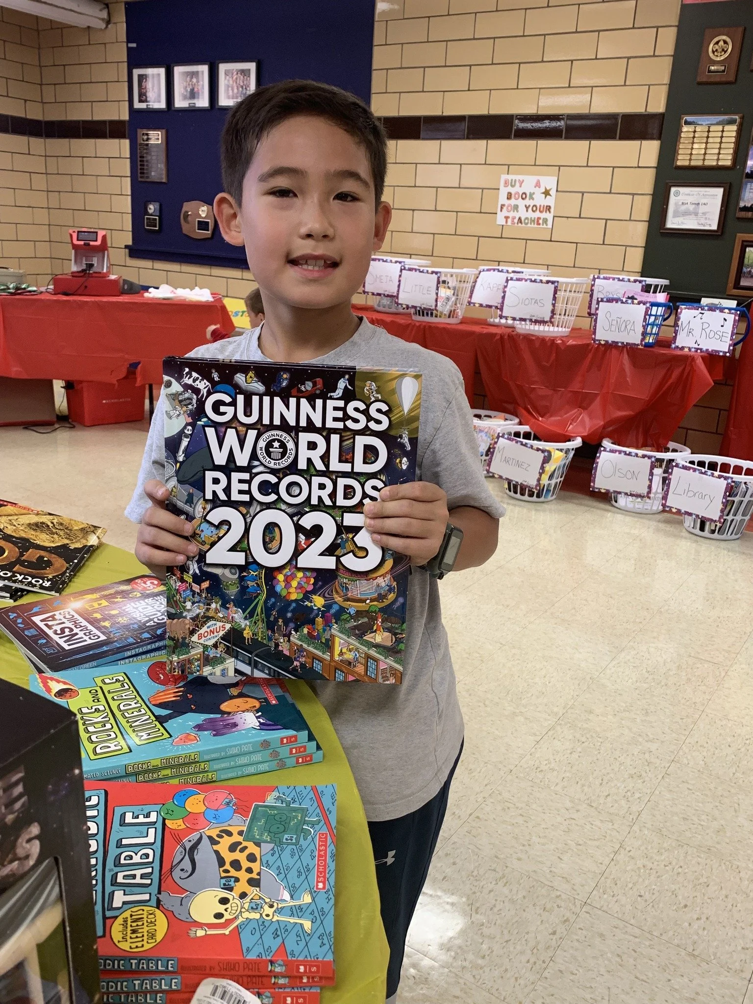 Book Fair 1.jpg