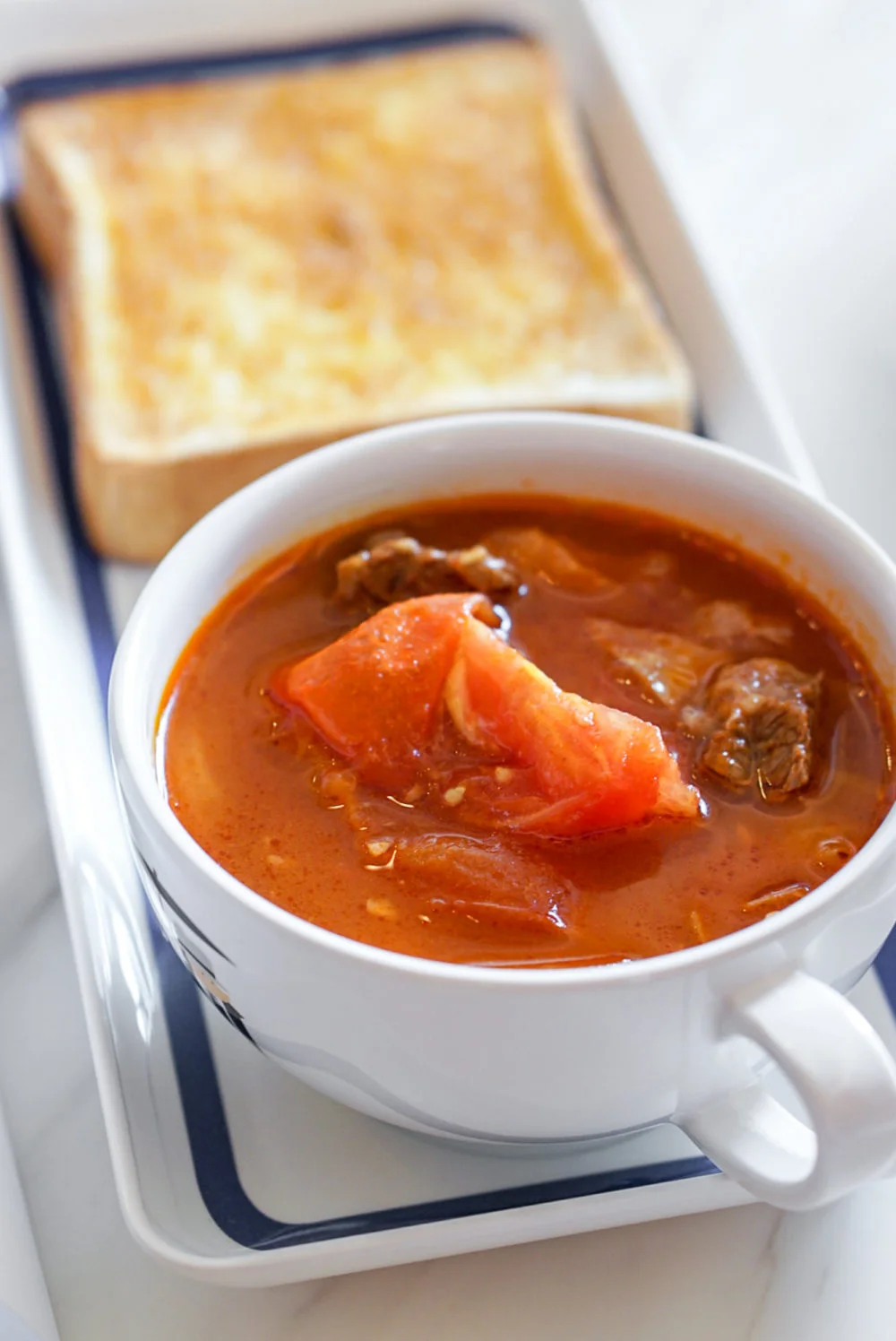 Tsui Wah Singapore Opens at Clark Quay - Borscht with Thick Toast