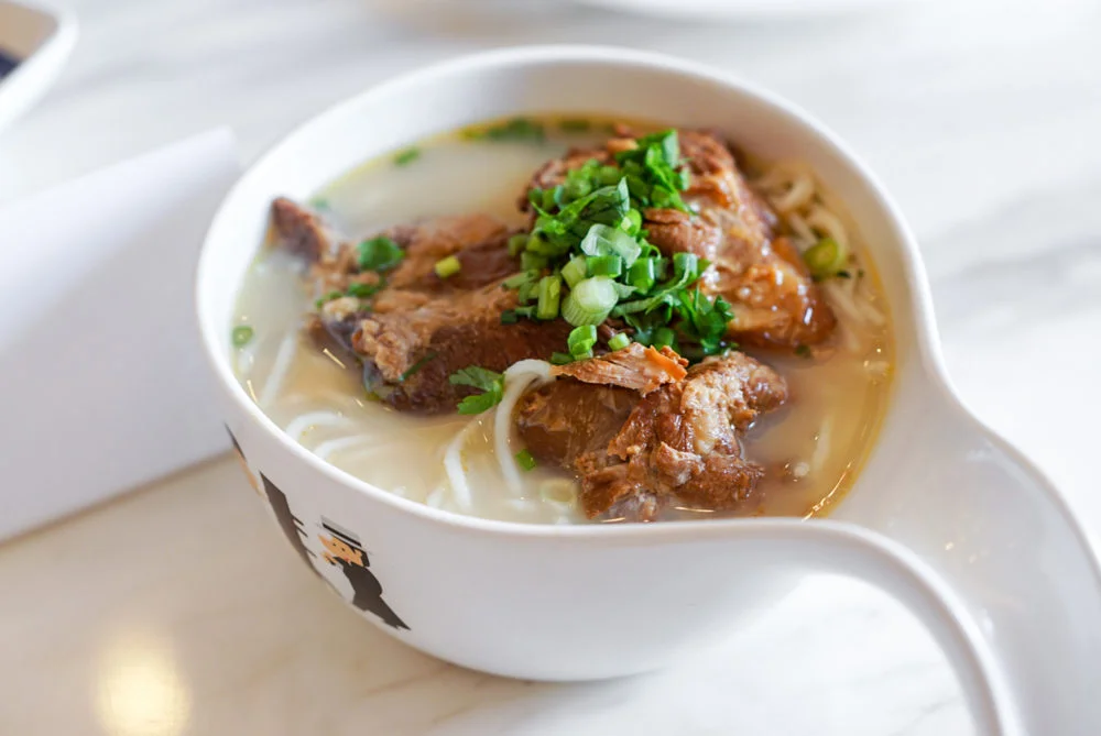 Tsui Wah Singapore Opens at Clark Quay - Kagoshima-style Pork Cartilage in Fish Soup with Mixian