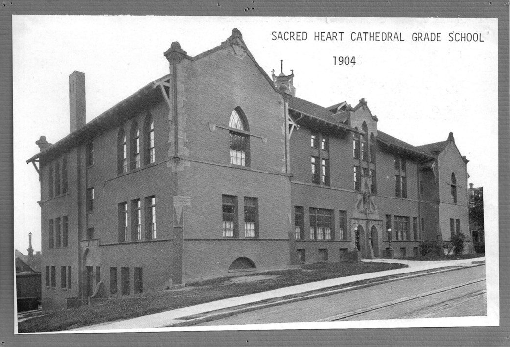 Sacred Heart Cathedral School / 1904-1970