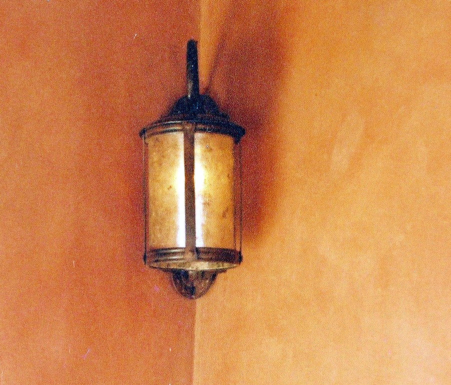 Chama Sconce 2.jpg