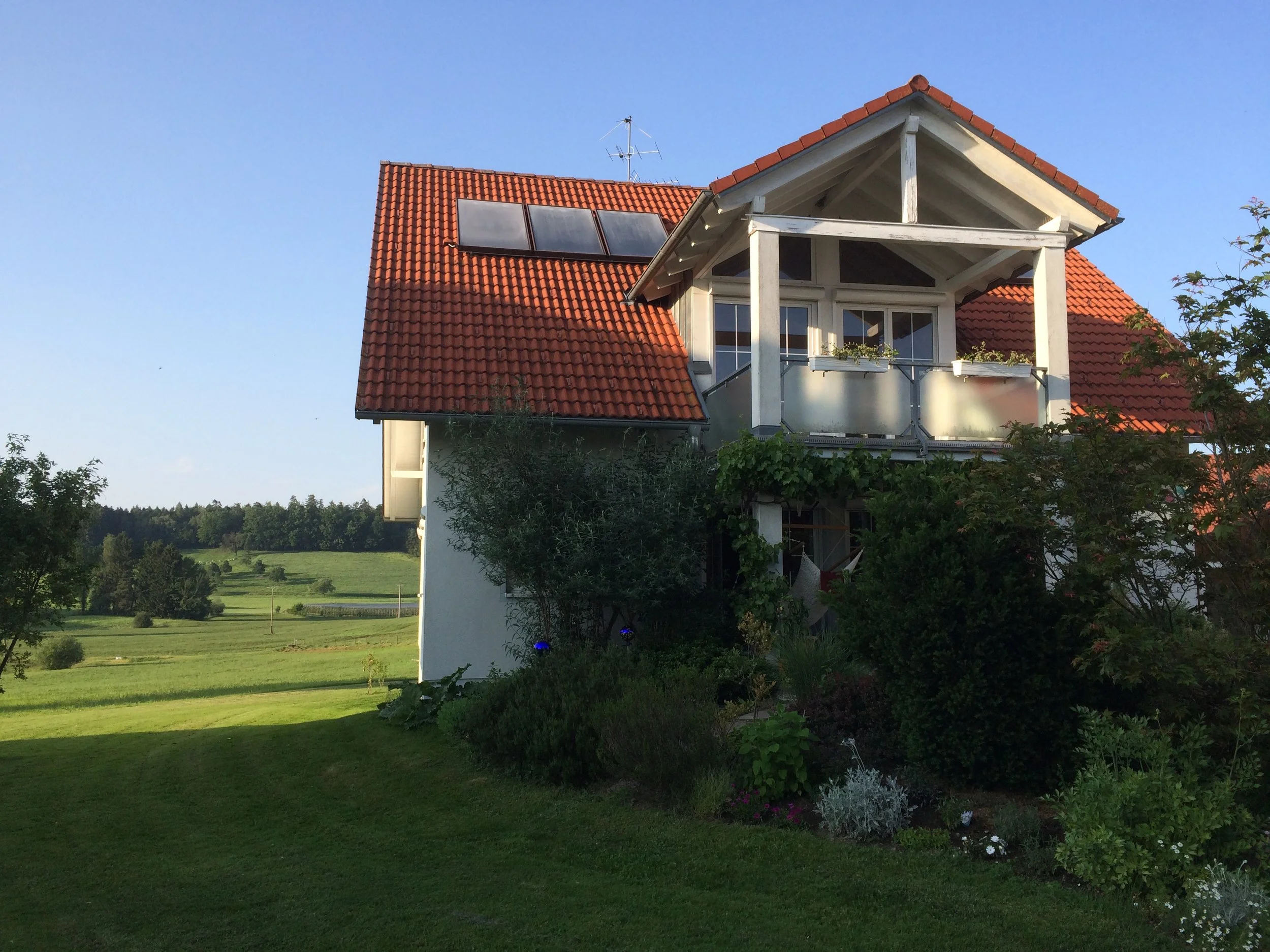 Der Unterricht findet im Erdgeschoss unseres Hauses statt.