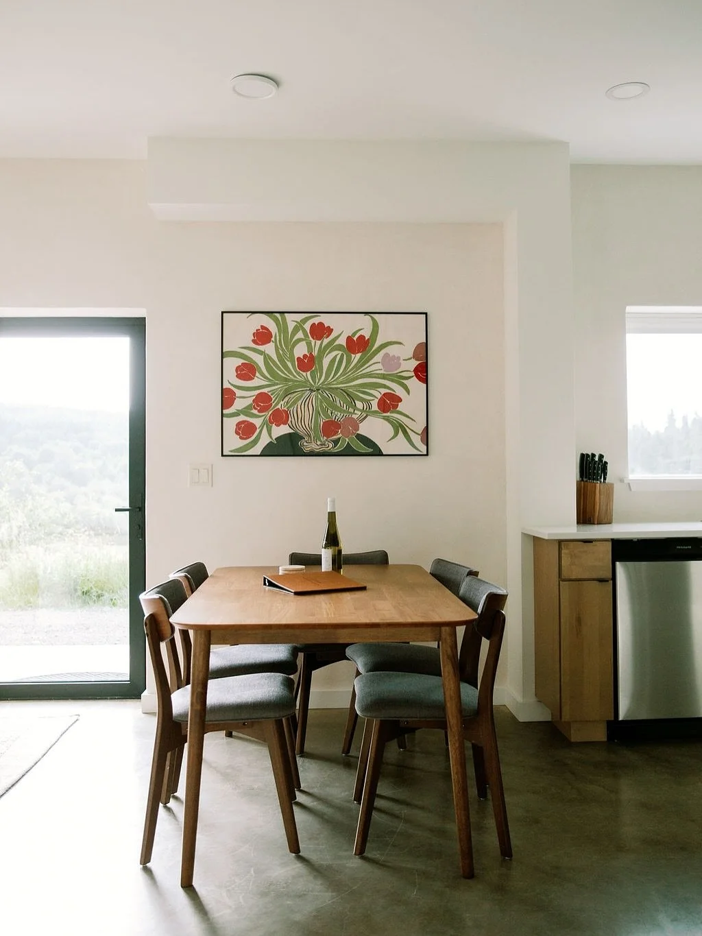 We&rsquo;ve been so busy in the full swing of summer we totally forgot to share photos of the recently finished Cottage! We&rsquo;re so thrilled to finally make this space available. We&rsquo;ve already had several amazing guests, from as far as the 