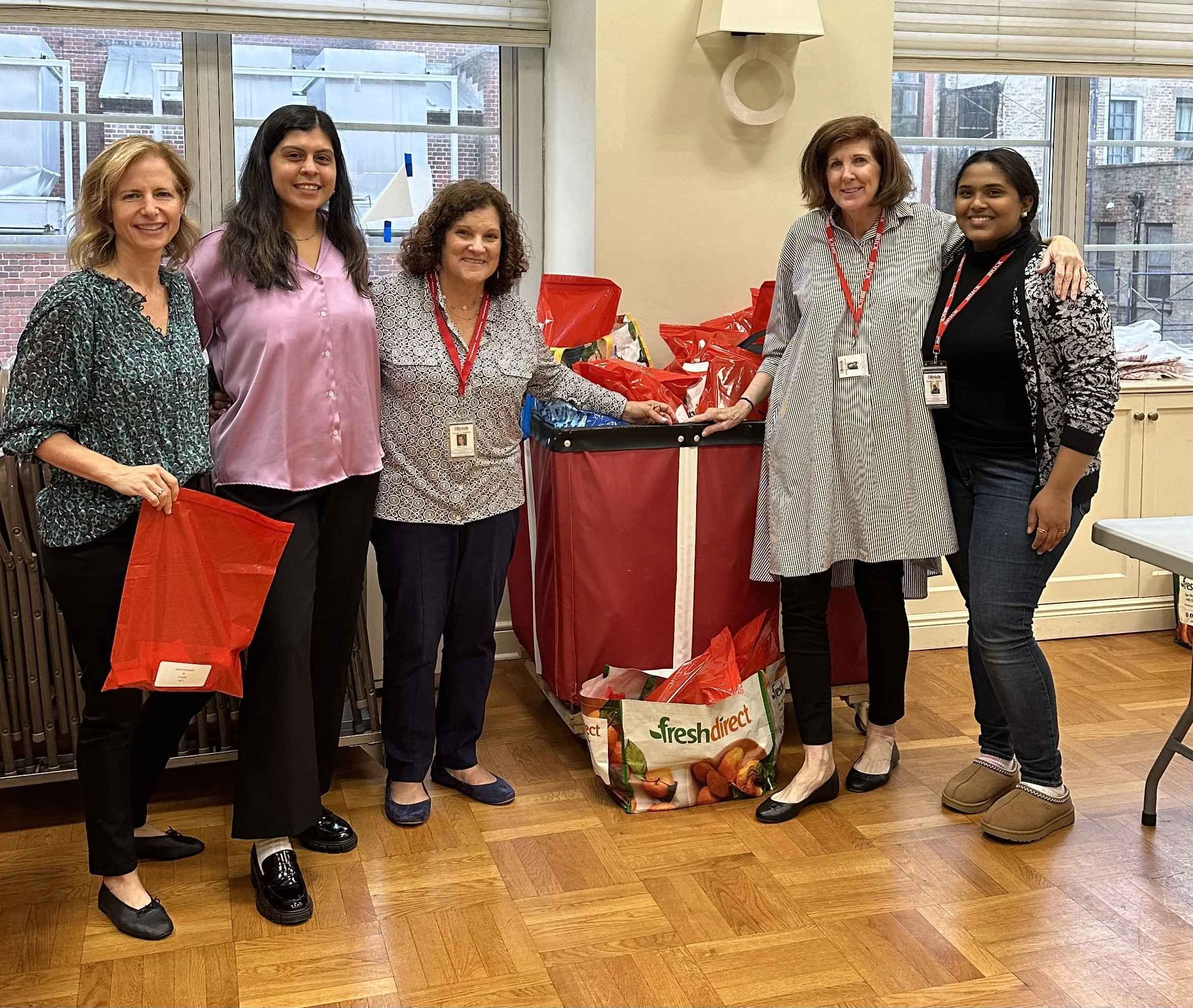 Dream Holiday Red Bag Campaign (October 19–26)