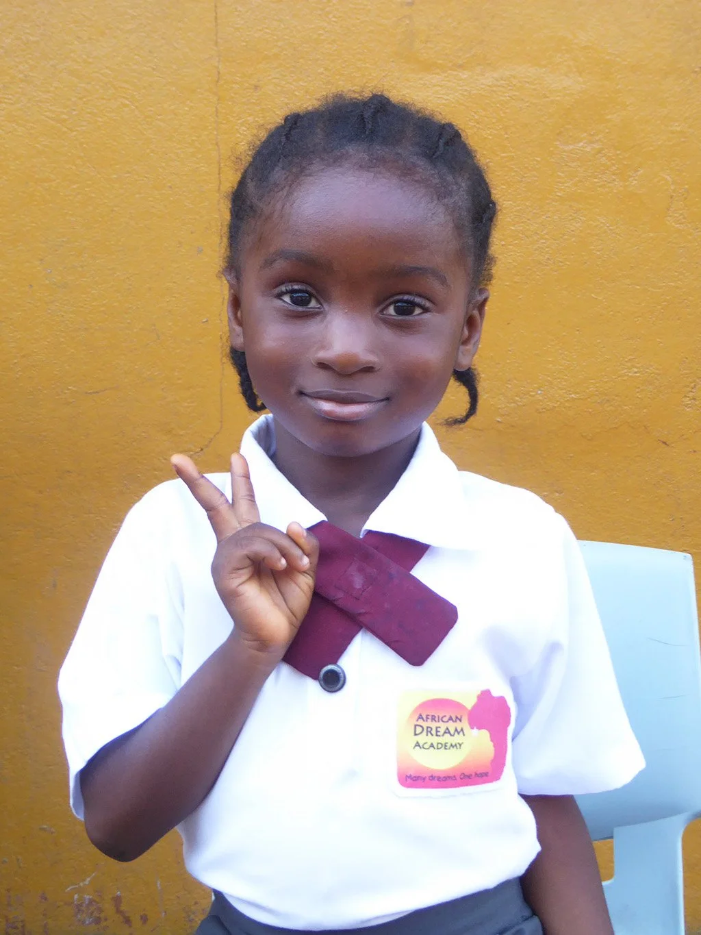 Richline Daniel / 4, Girl