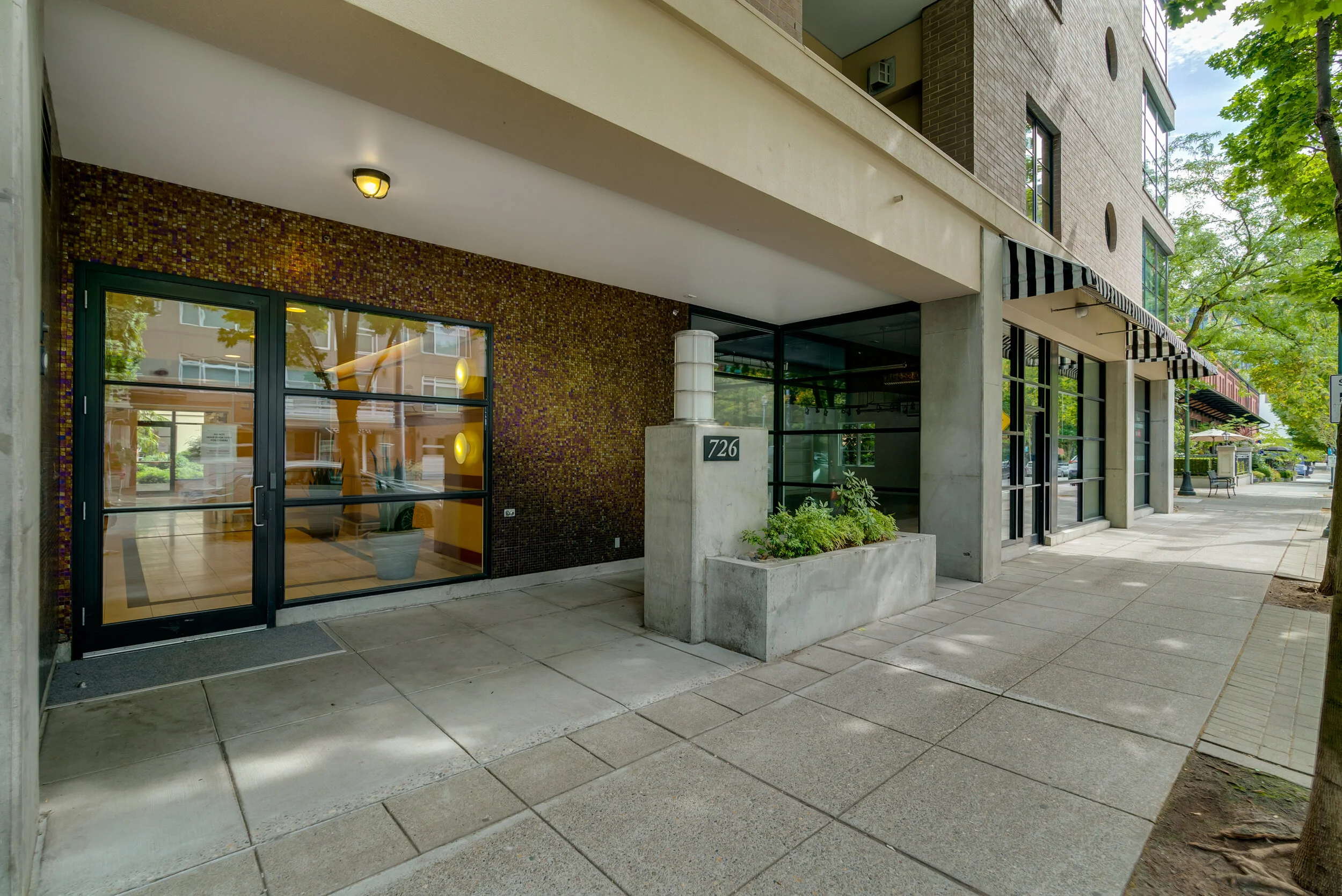 726 NW 11th Ave, Unit 216