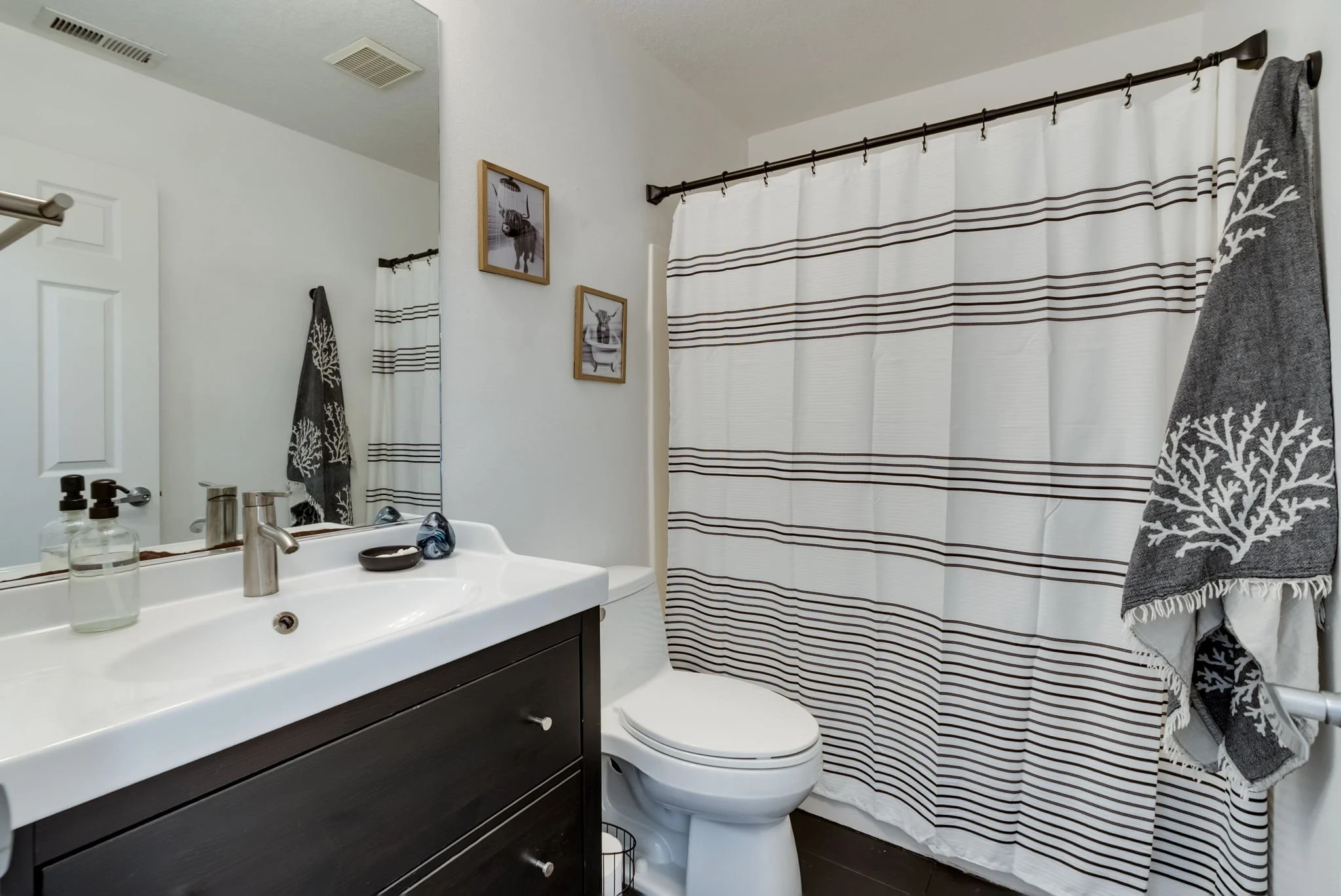 44-web-or-mls-2737-se-26th-ave.jpg