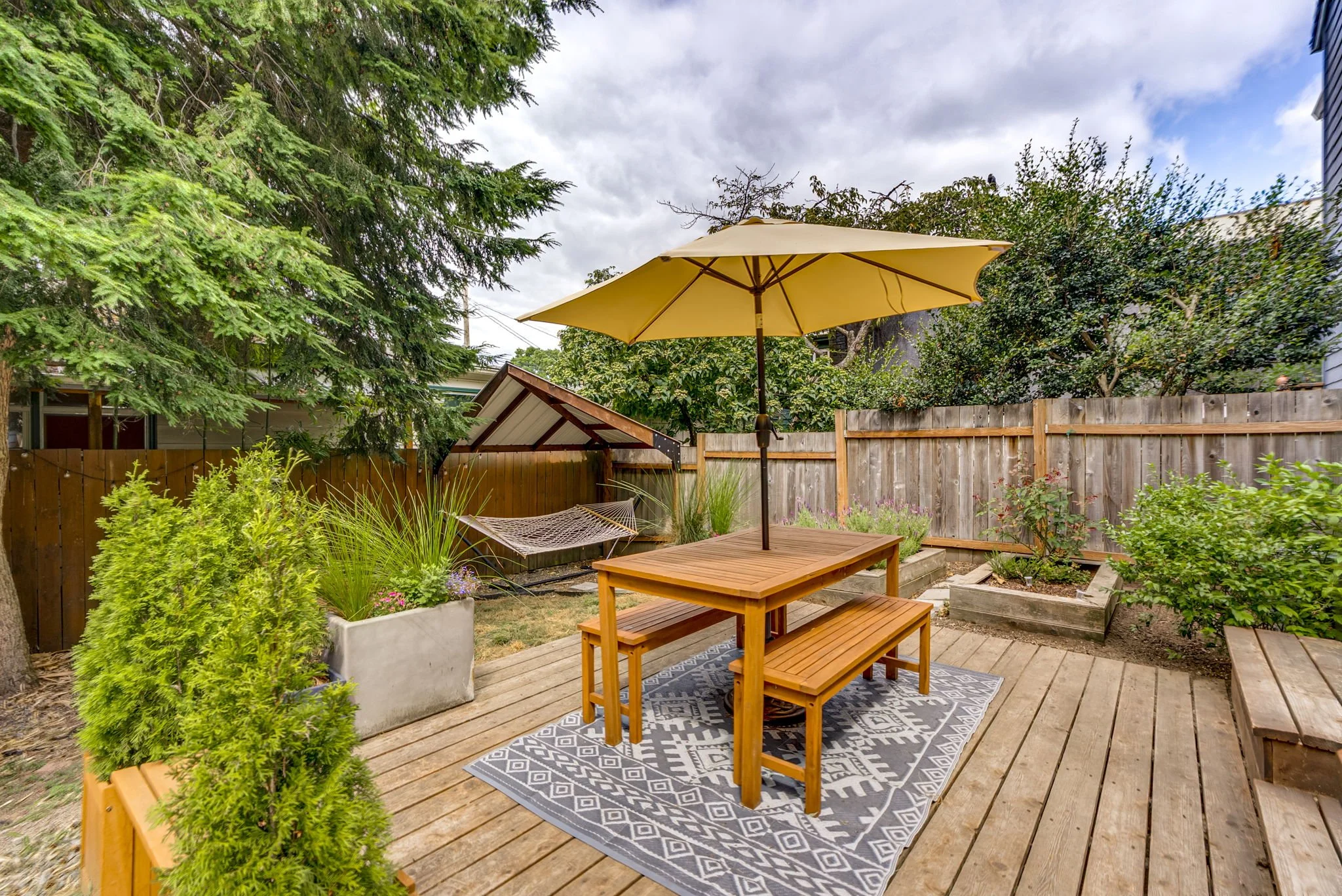 55-web-or-mls-2737-se-26th-ave.jpg