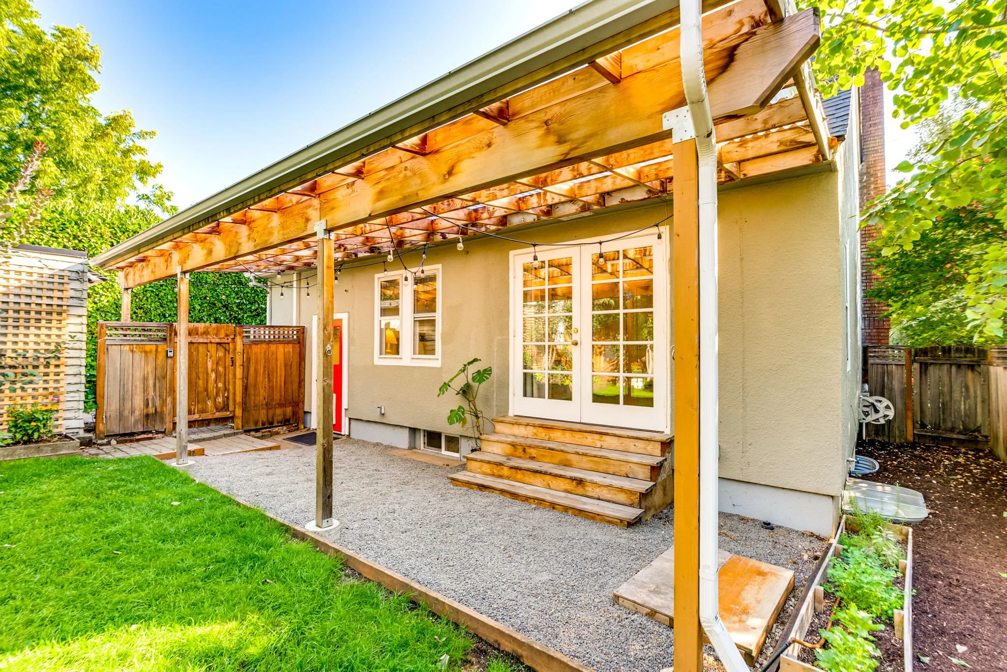 82-web-or-mls-3115-ne-41st-ave.jpg