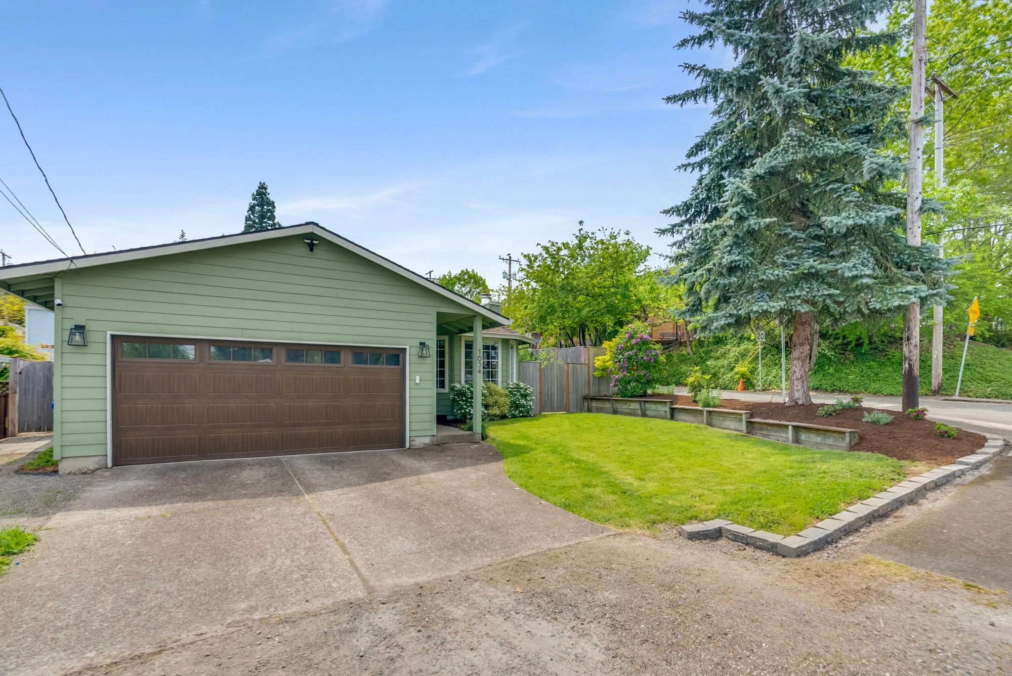 3-web-or-mls-1634-sw-spring-garden-st.jpg