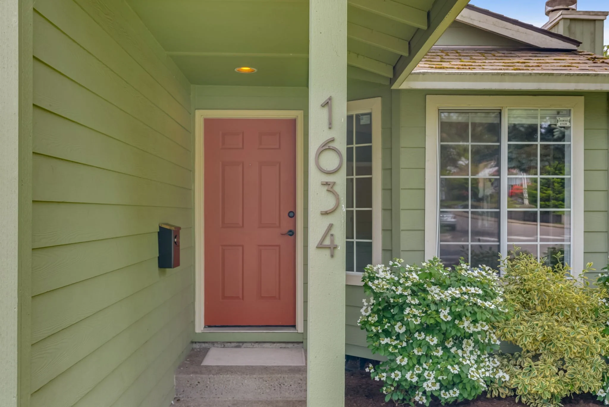 4-web-or-mls-1634-sw-spring-garden-st.jpg