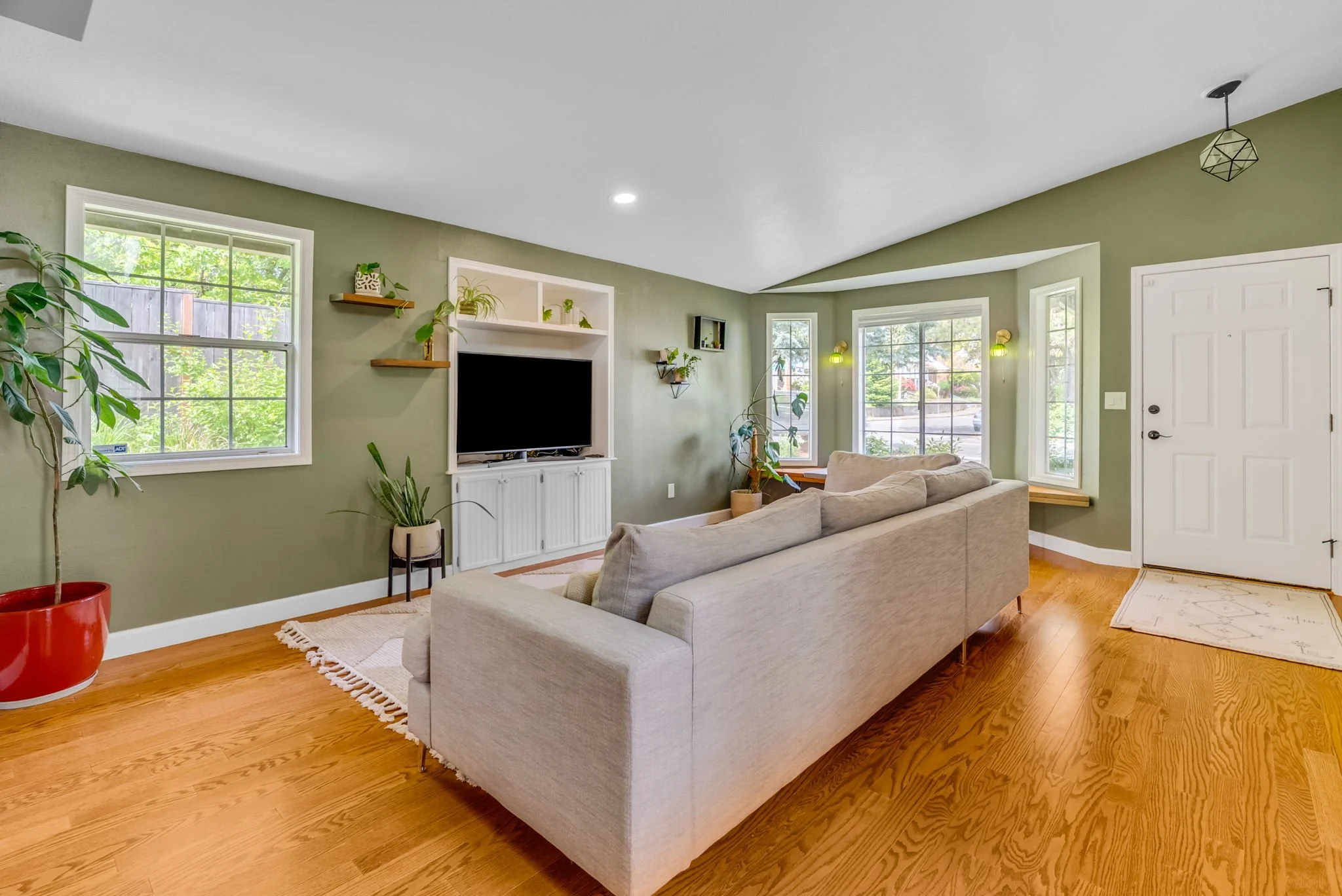 9-web-or-mls-1634-sw-spring-garden-st.jpg