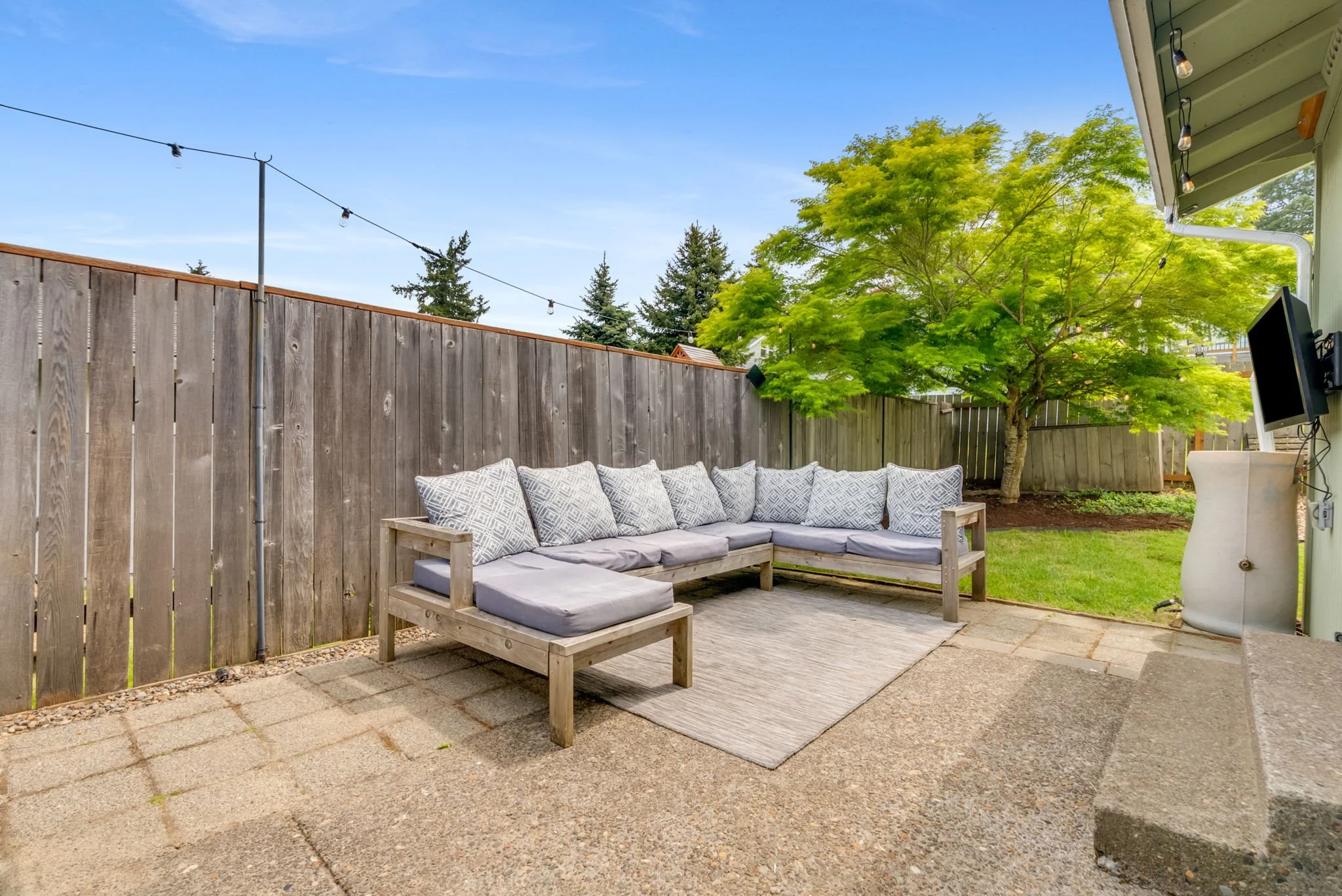36-web-or-mls-1634-sw-spring-garden-st.jpg