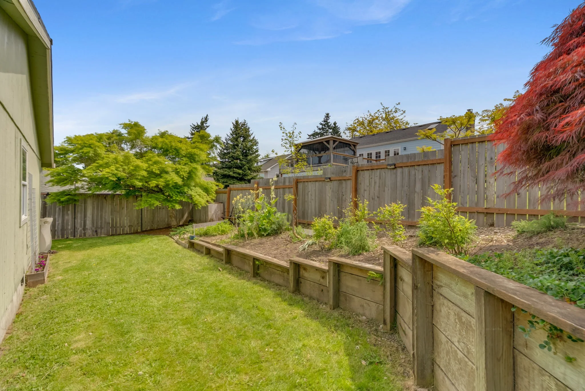 42-web-or-mls-1634-sw-spring-garden-st.jpg