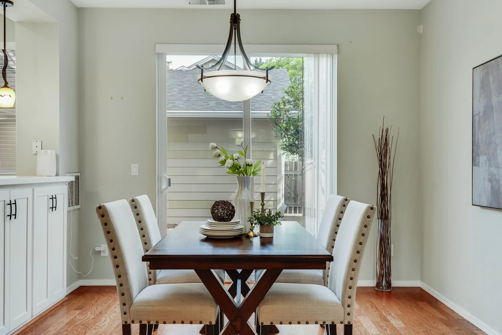13-web-or-mls-6441-ne-rosebay-dr.jpg