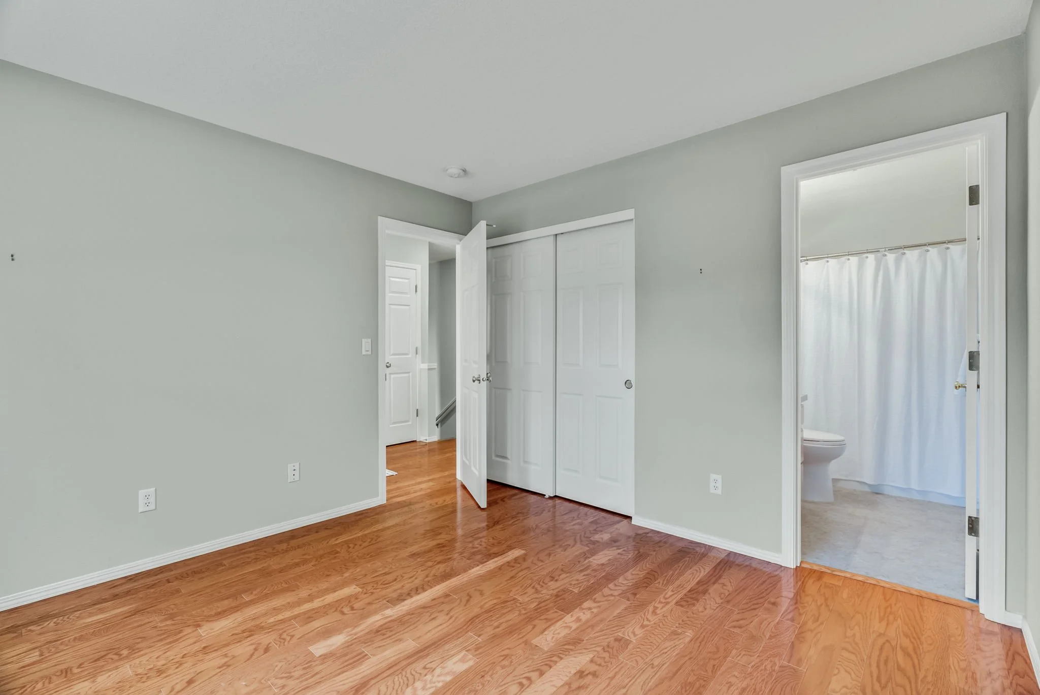 38-web-or-mls-6441-ne-rosebay-dr.jpg