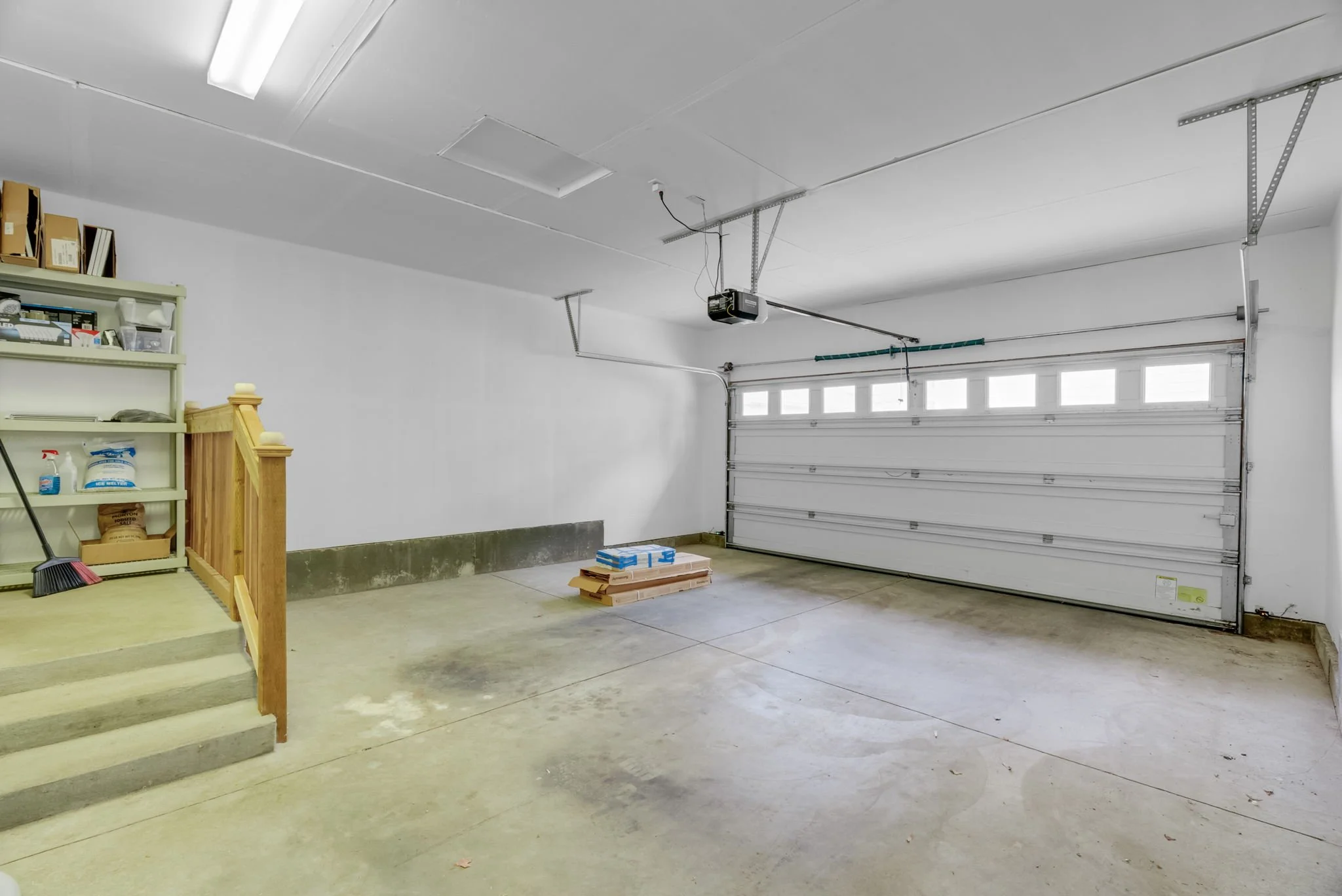 44-web-or-mls-6441-ne-rosebay-dr.jpg
