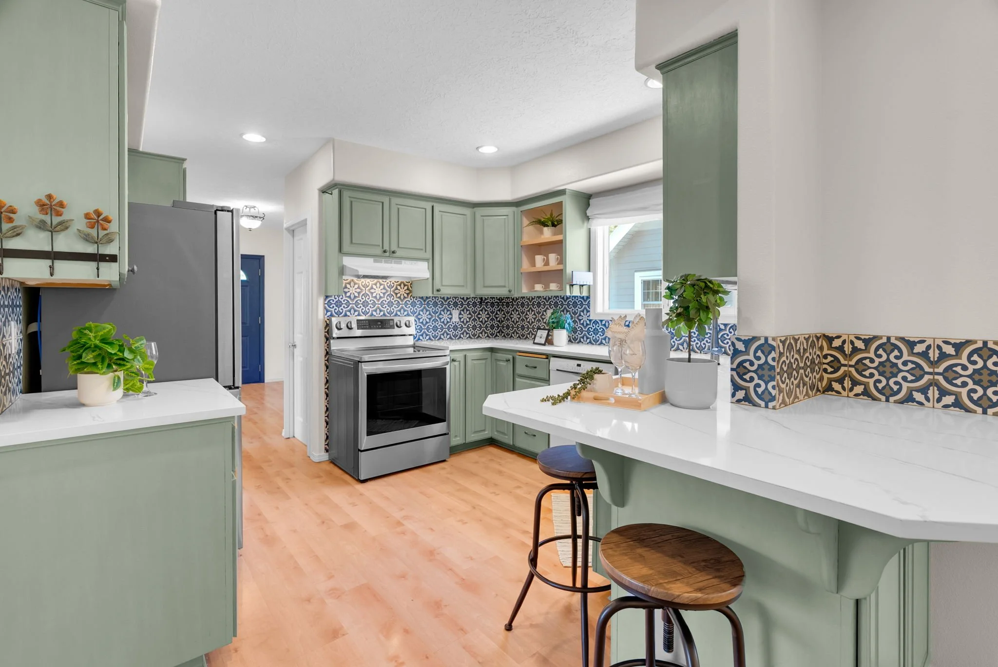 42-web-or-mls-6028-se-gladstone-st.jpg