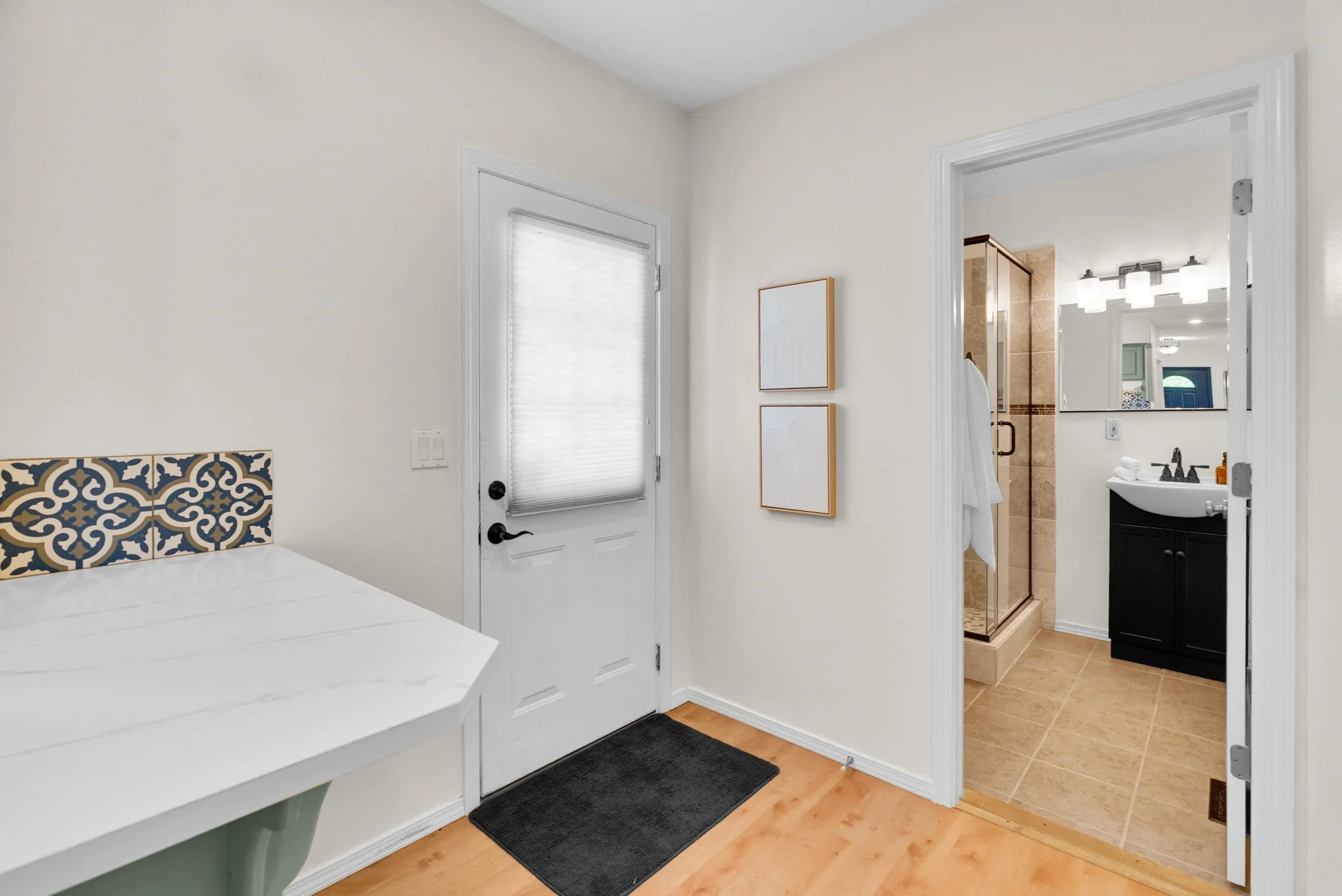 44-web-or-mls-6028-se-gladstone-st.jpg