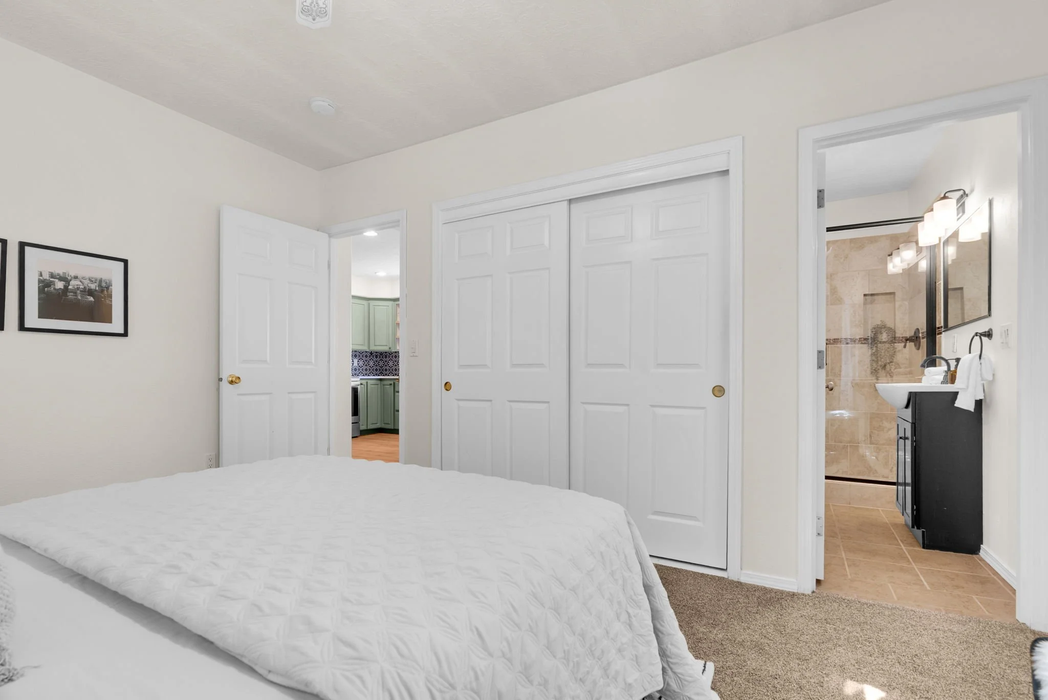 48-web-or-mls-6028-se-gladstone-st.jpg