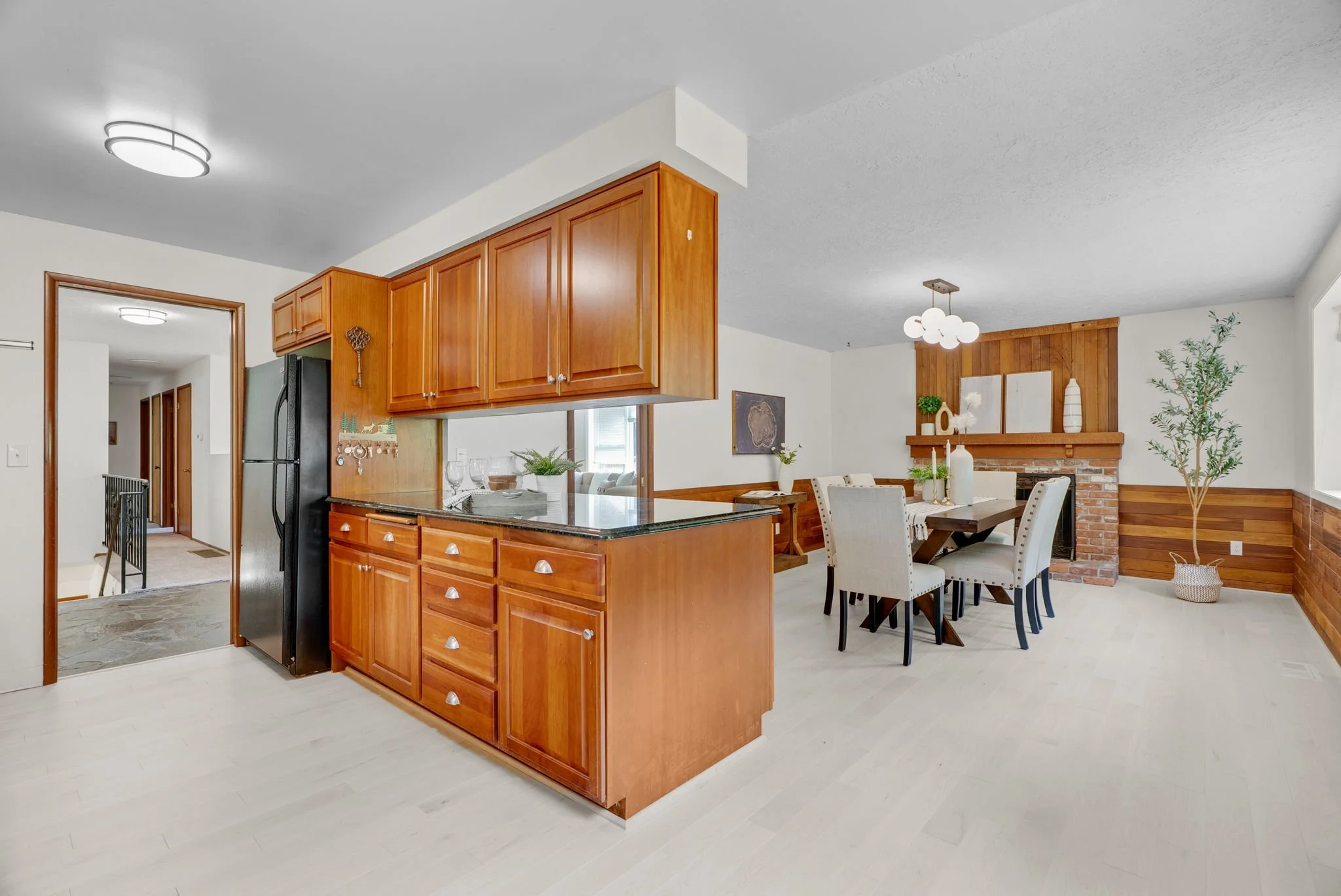 12-web-or-mls-33828-se-francis-st.jpg