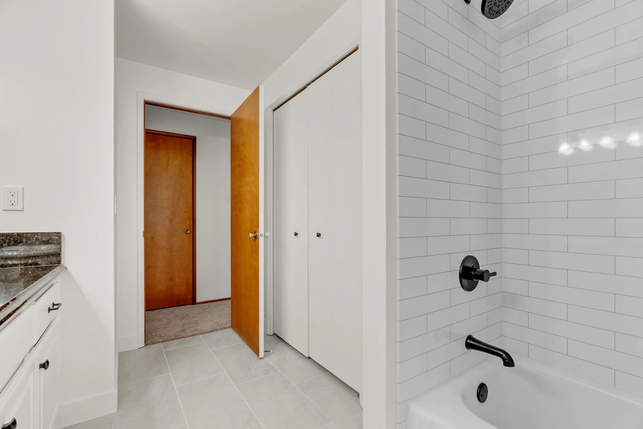 20-web-or-mls-33828-se-francis-st.jpg
