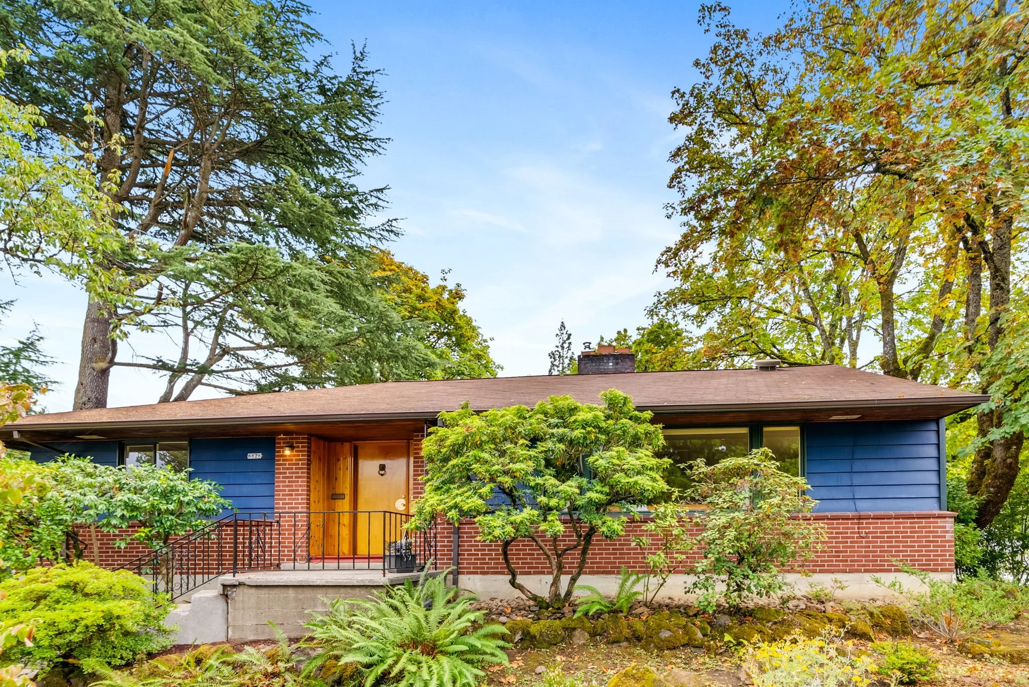 3-web-or-mls-6626-se-stark-st.jpg