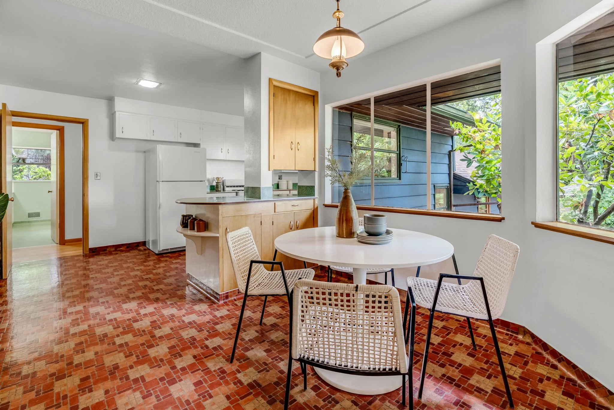 22-web-or-mls-6626-se-stark-st.jpg