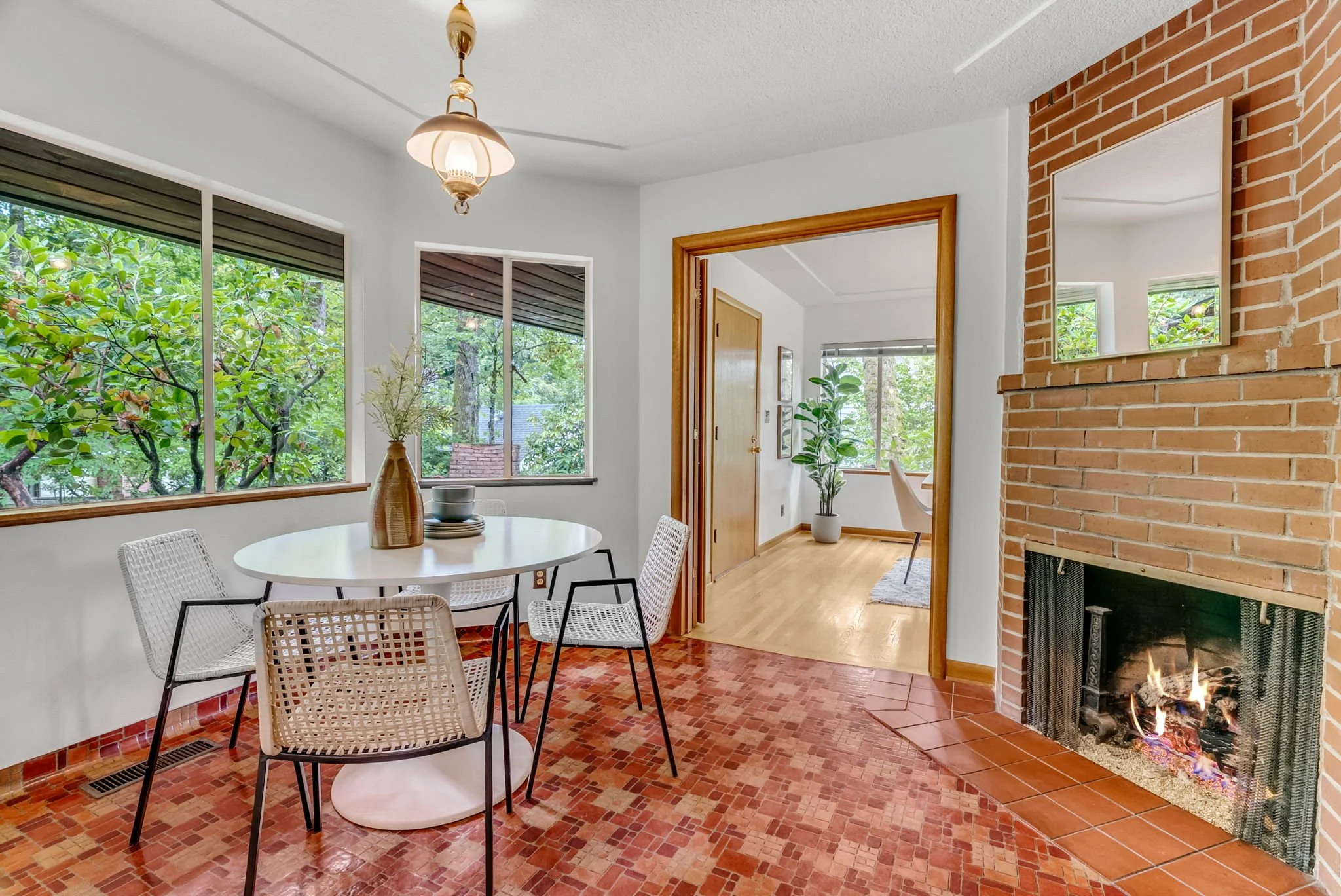 26-web-or-mls-6626-se-stark-st.jpg