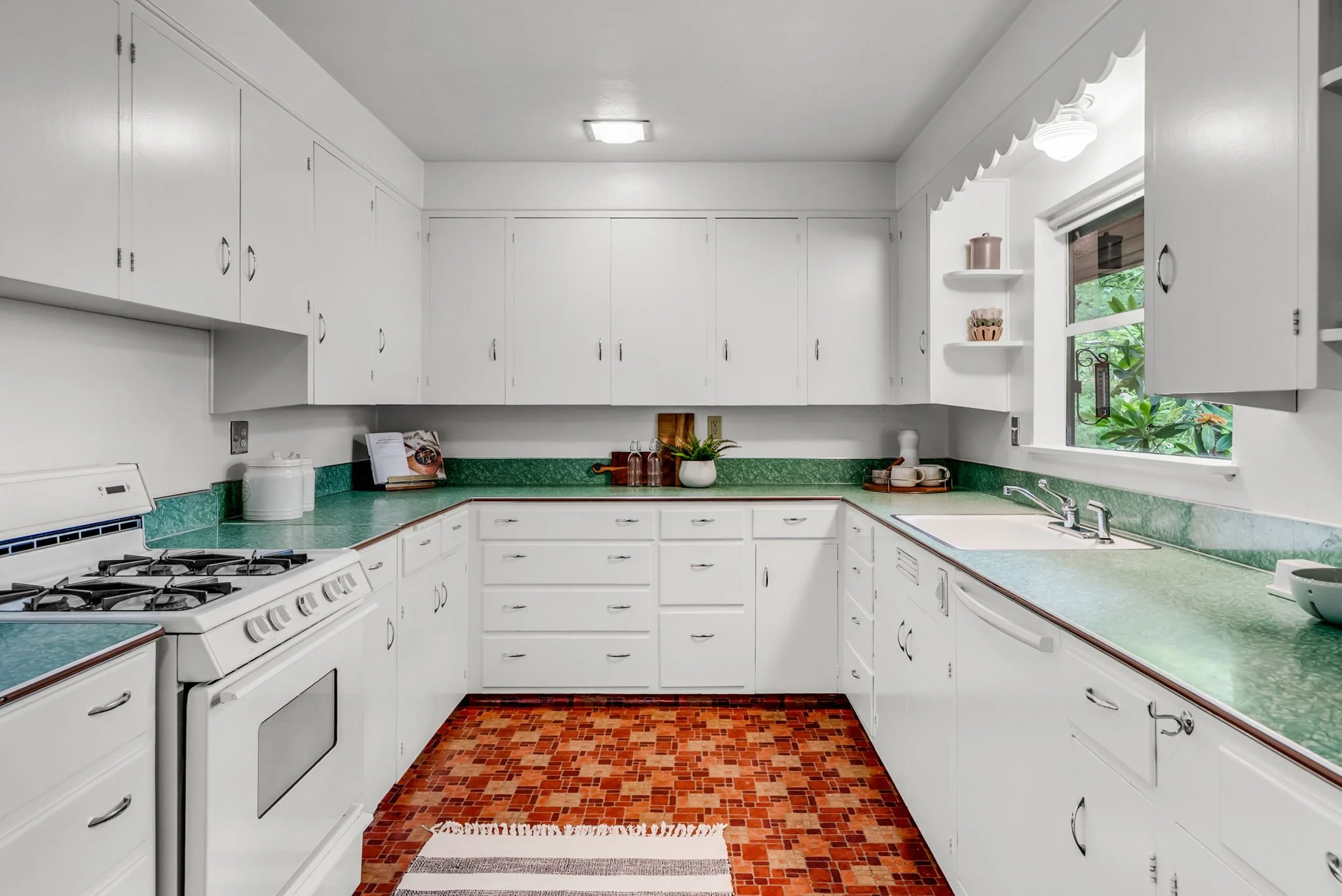 28-web-or-mls-6626-se-stark-st.jpg