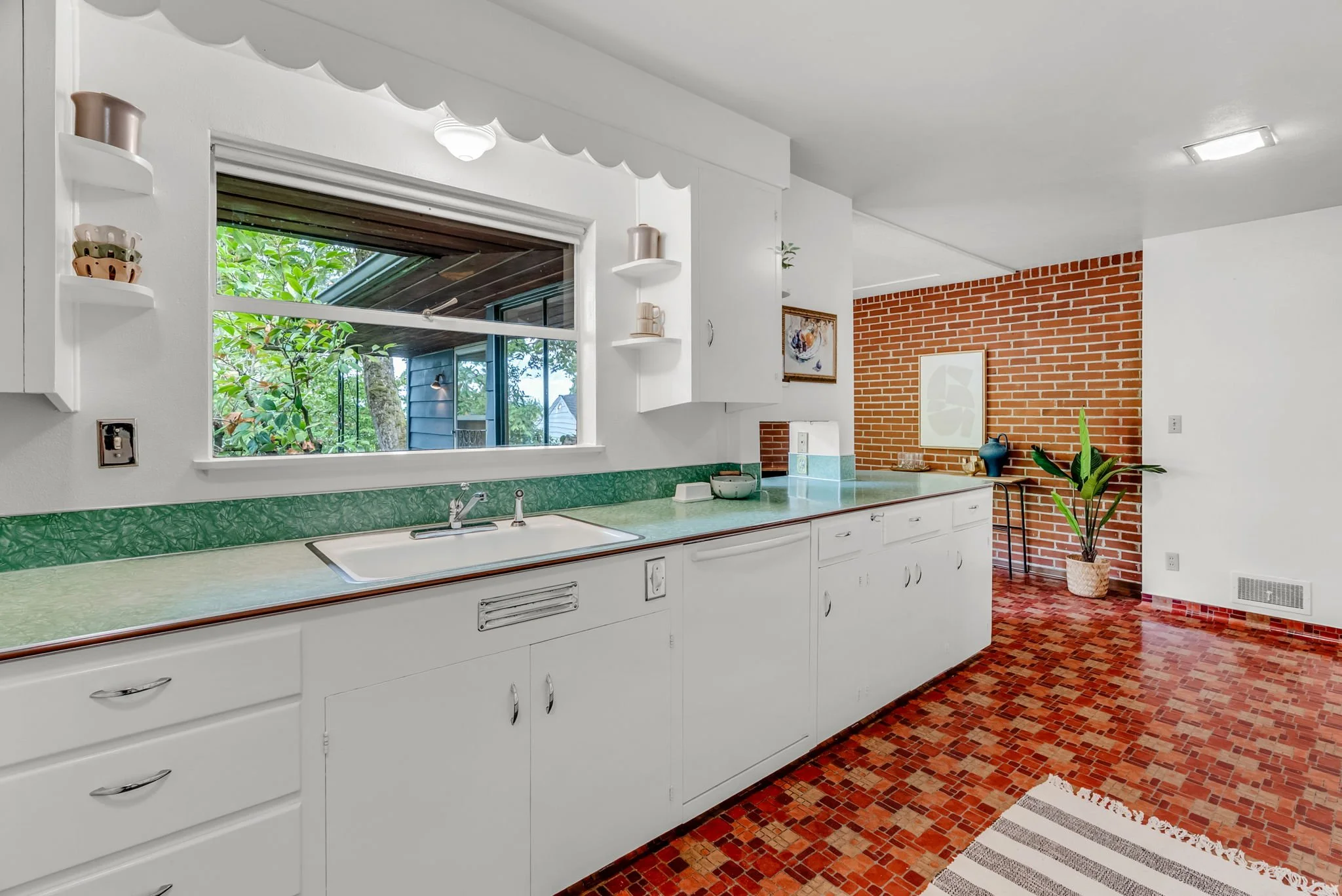 32-web-or-mls-6626-se-stark-st.jpg