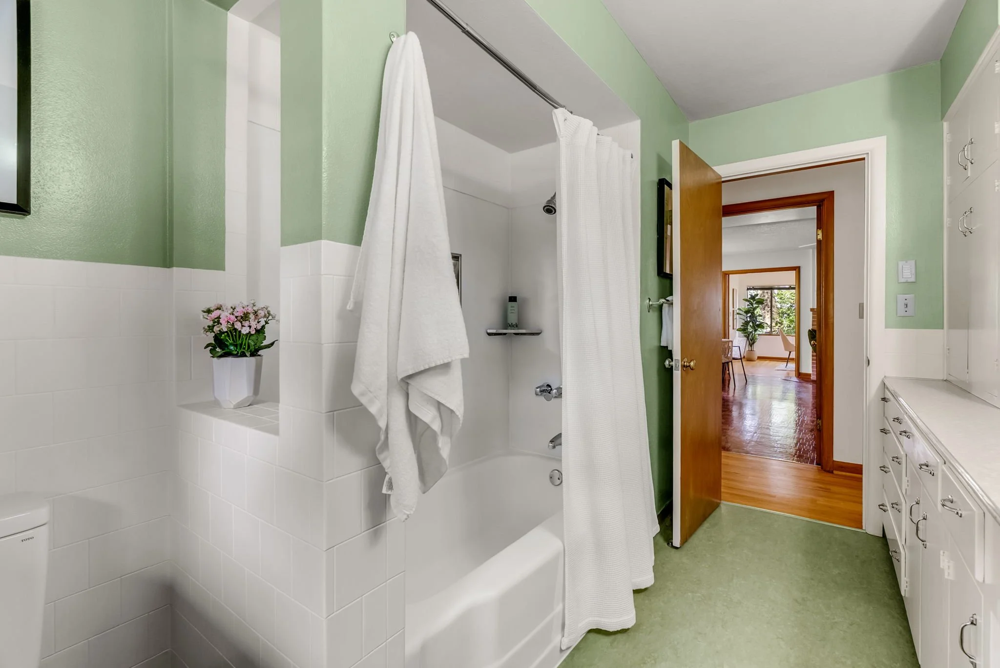 40-web-or-mls-6626-se-stark-st.jpg