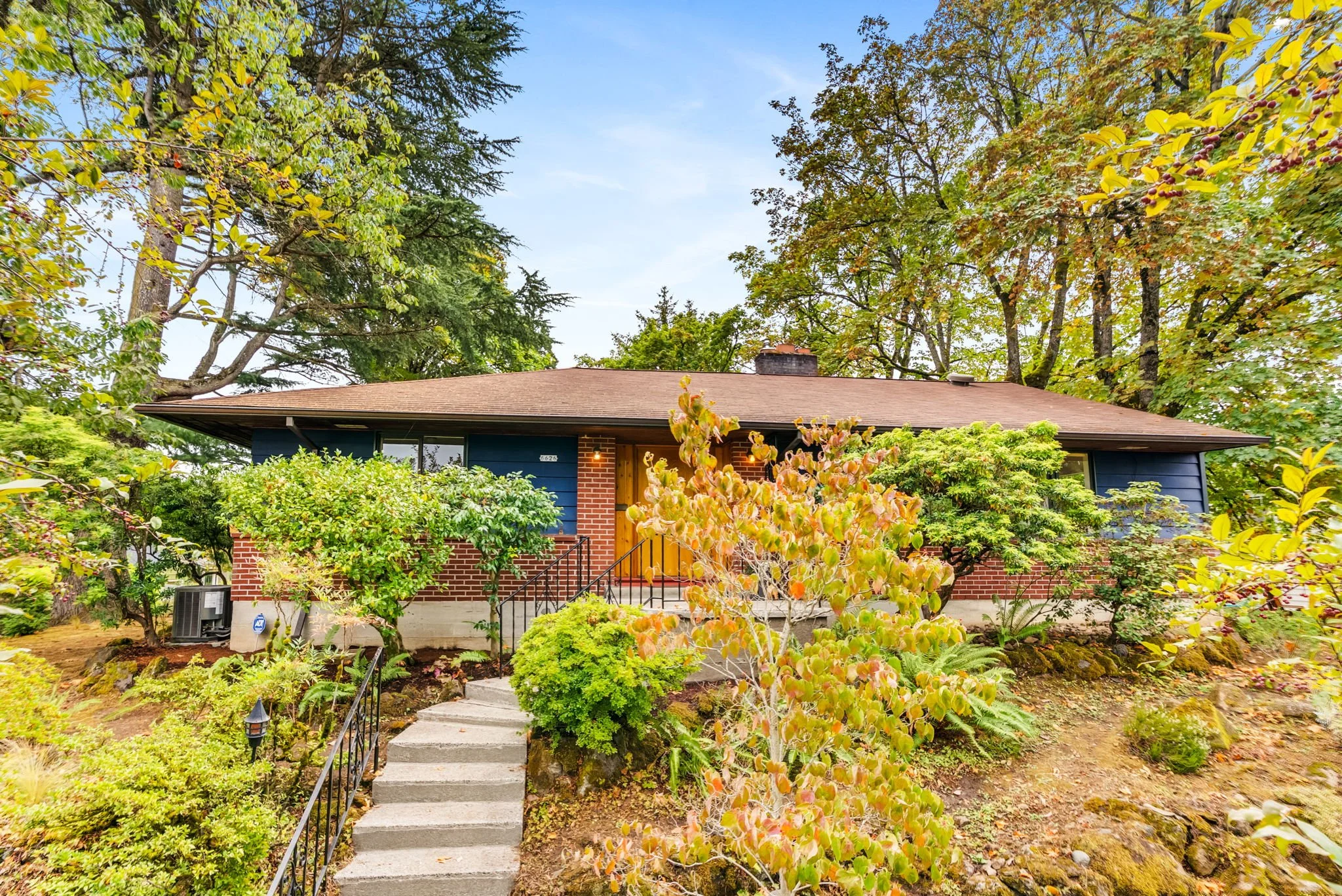 61-web-or-mls-6626-se-stark-st.jpg