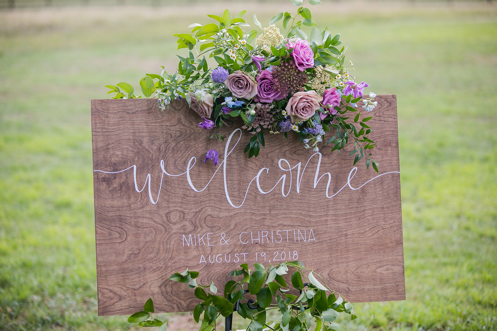 abbyco-calligraphy-welcome-sign.jpg