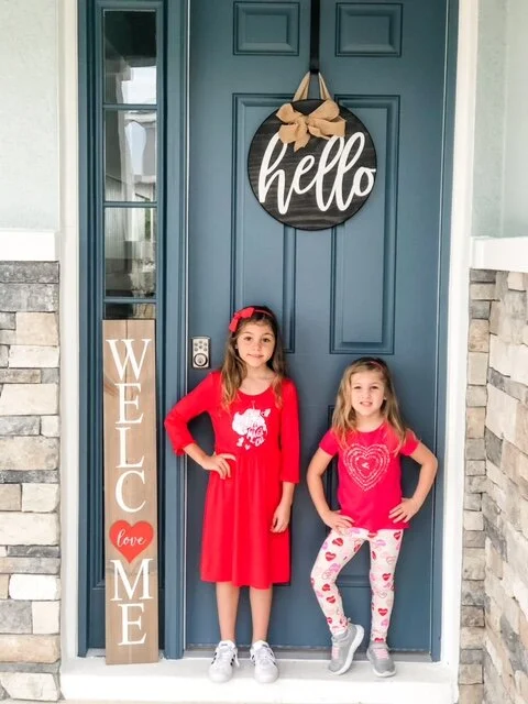 He Loves Me, He Loves Me Not, He Loves Me