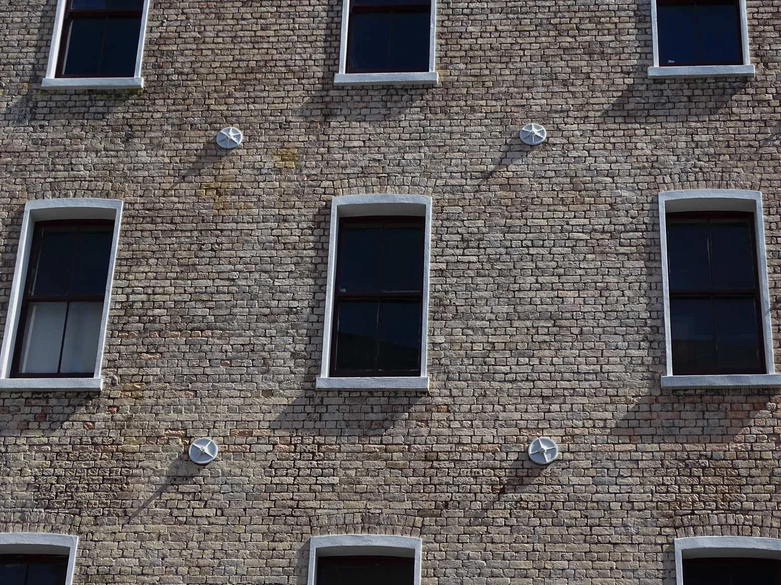 About PYTHON Masonry Fixings — PYTHON Fixings NZ