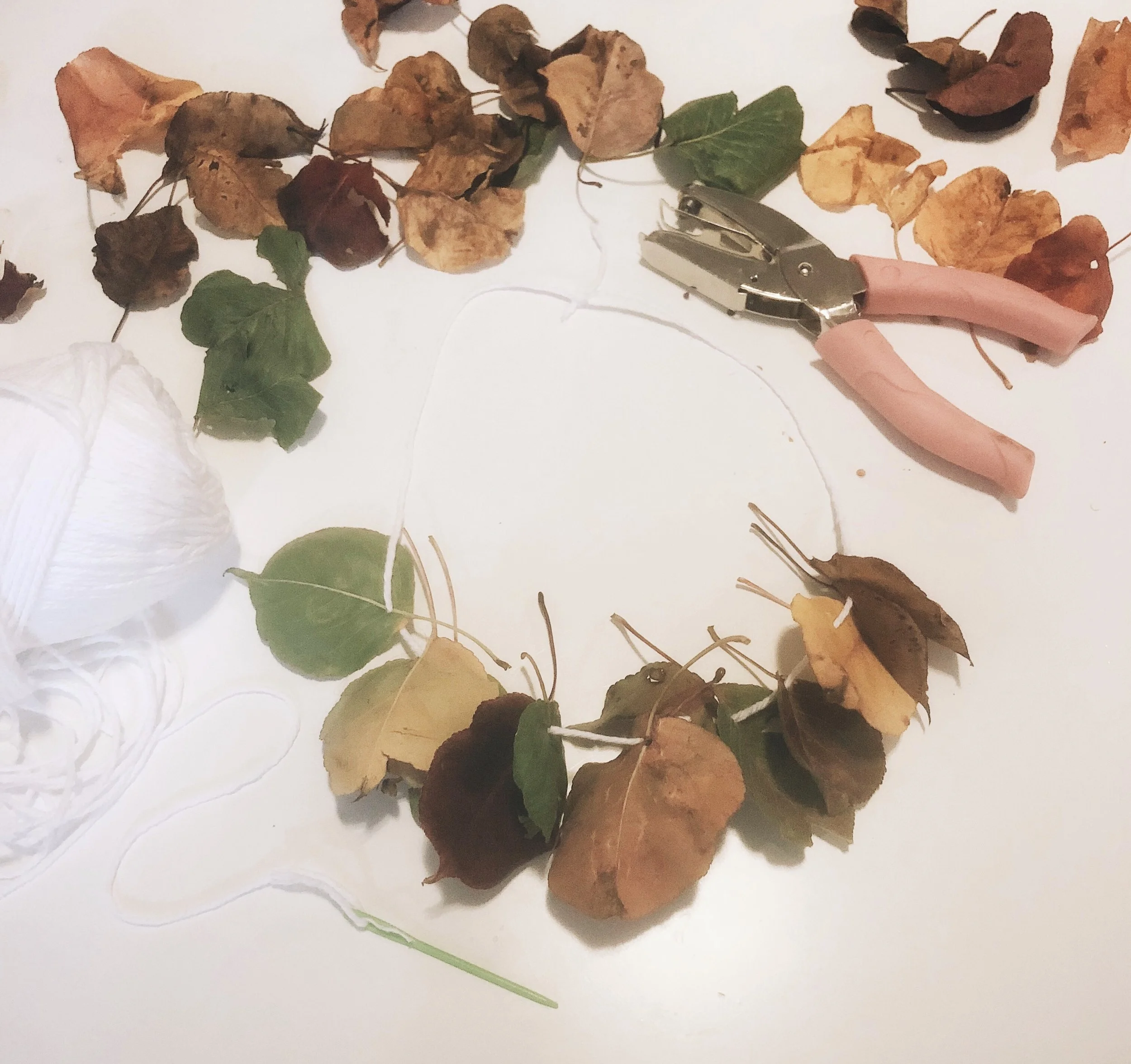 leaf-necklace-4.jpg