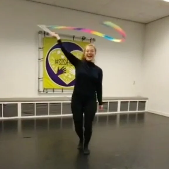 Dans ‘ochtendgymnastiek’ voor de allerkleinsten met dansdocent Malou van Rede