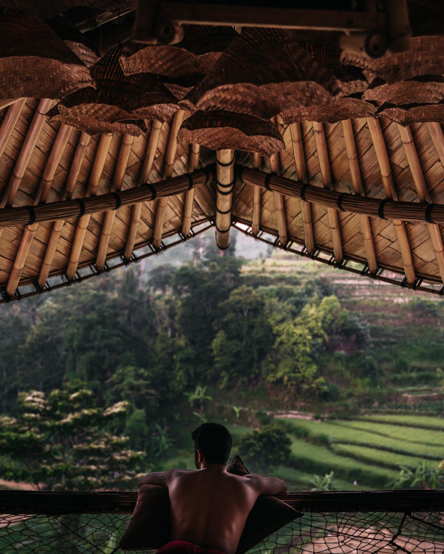 all i want right now! would you live in this bamboo house? 🎋 this was my favorite @airbnb villa in #Bali @camayabali it was a great experience! 🍃 #anomadbali