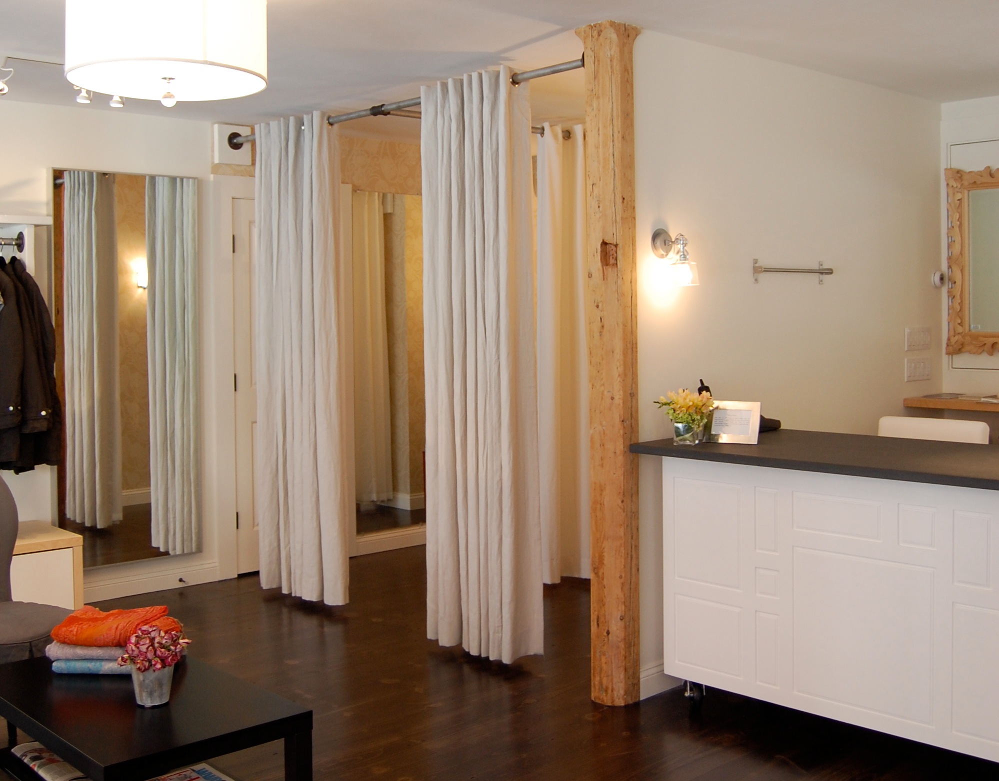 Steven_Carroll_FI_FittingRoom.jpg