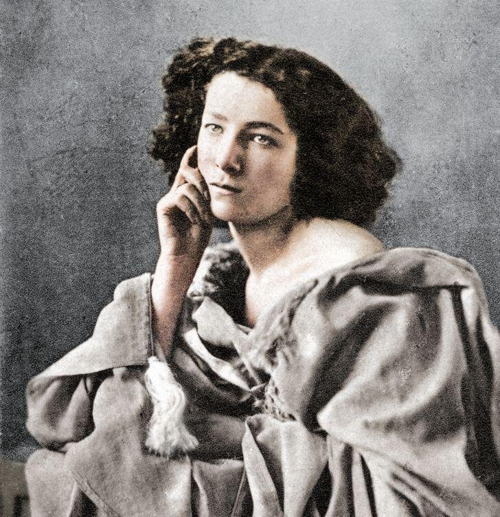 Portrait of Sarah Bernhardt (1859)