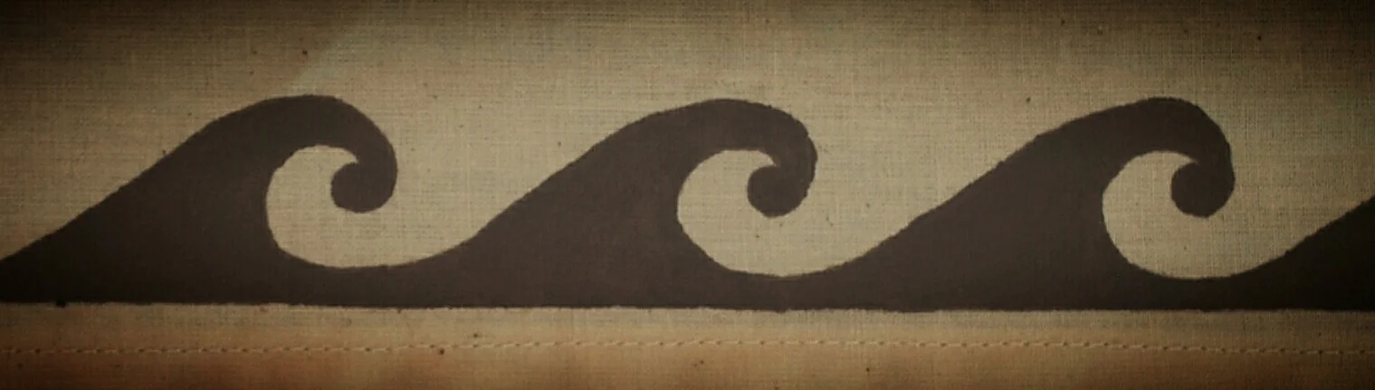 Ocean waves come ashore along the back edge of my p ā ’ ū . As expressed in the Kumulipo , a Hawaiian nature chant, the ocean sets the stage for the beginnings of every thing and every one, including this story.